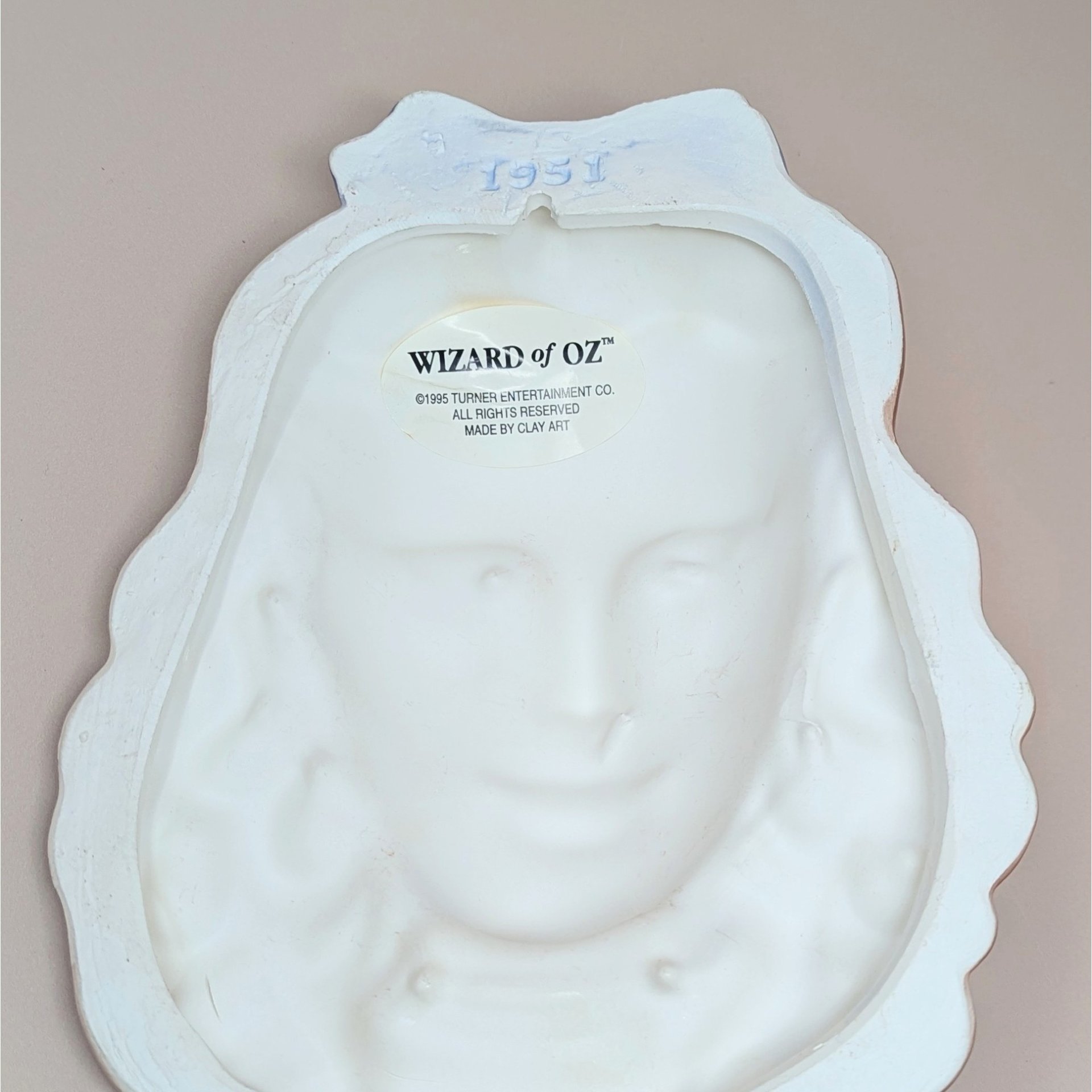 1995 Dorothy Clay Art Wizard of Oz Ceramic Wall Mask