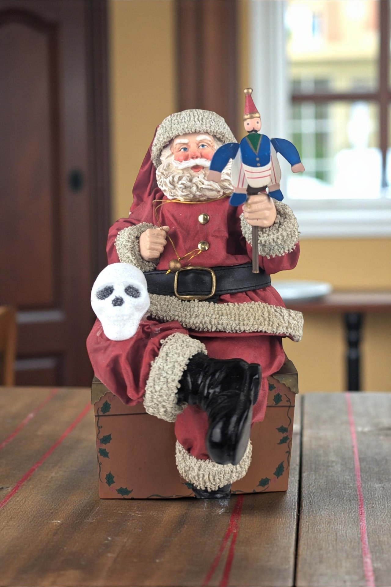 1993 KSA Fabriche Playtime for Santa Figurine with a Twist