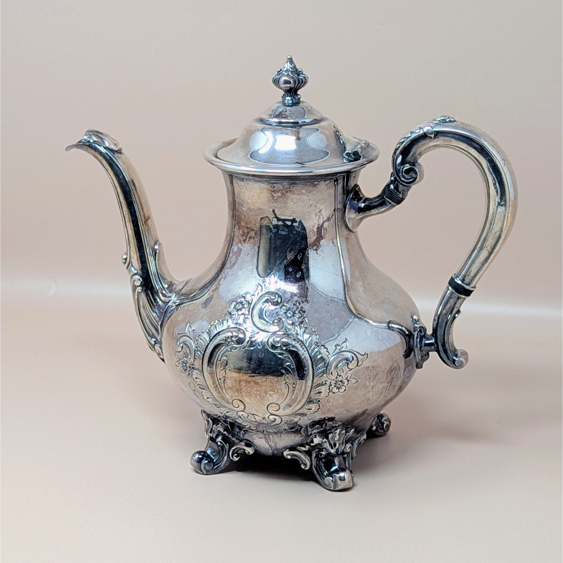 1950s Reed & Barton Regent Silver Plated Hand Chased Teapot