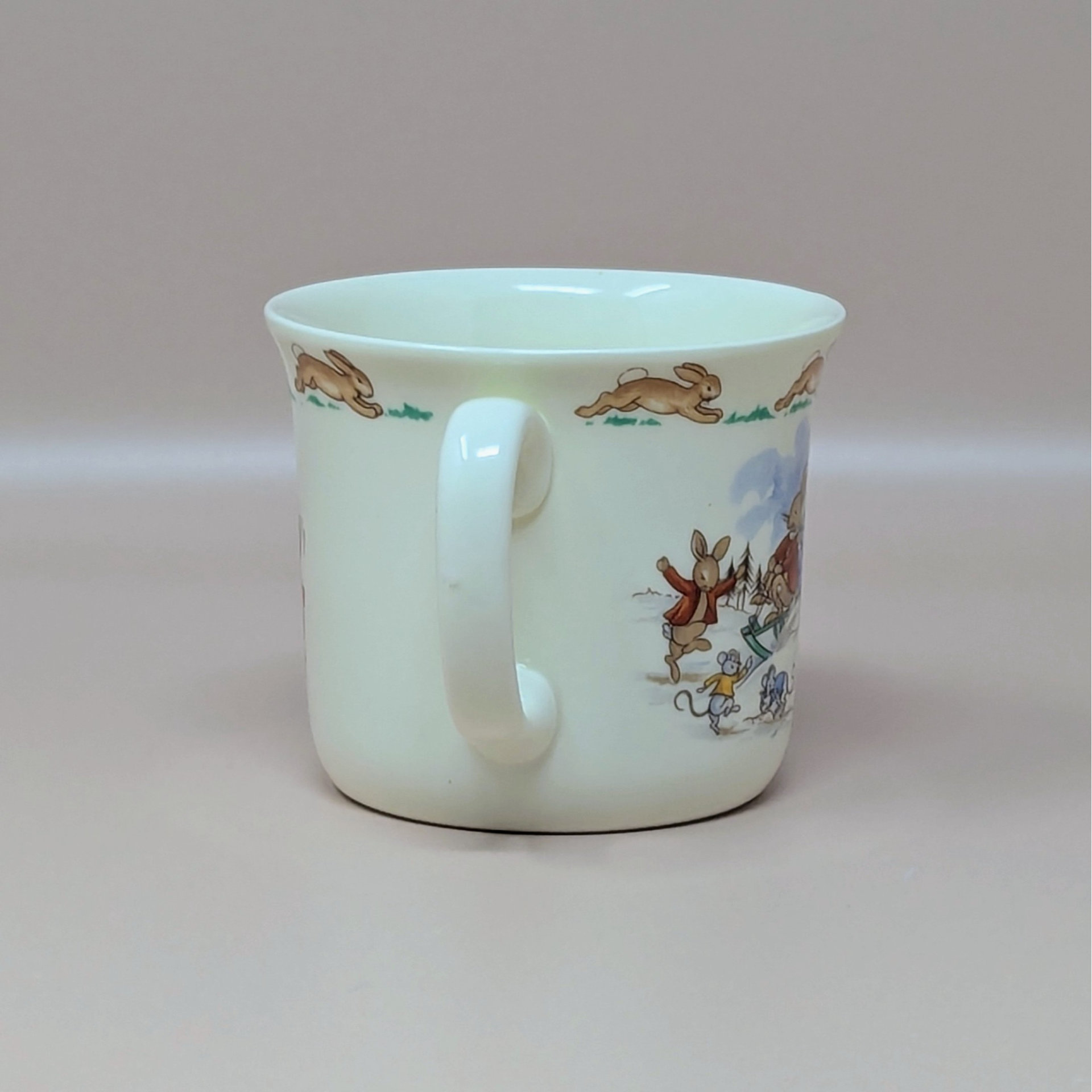 1984 Royal Doulton Bunnykins Sledding 2 Handled Mug