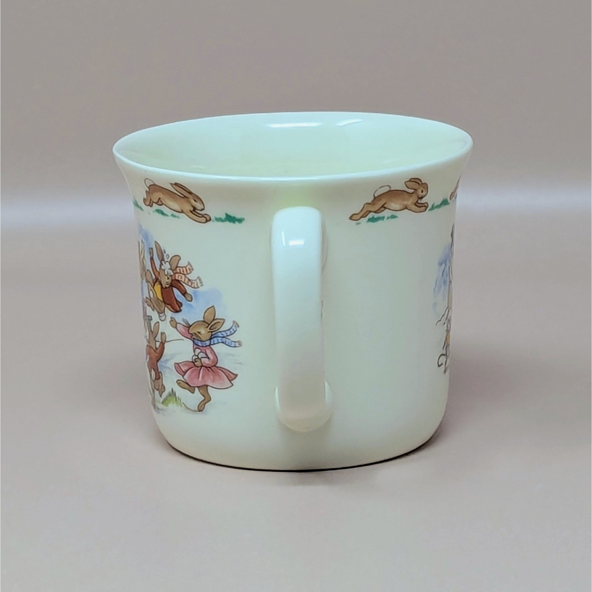 1984 Royal Doulton Bunnykins Sledding 2 Handled Mug