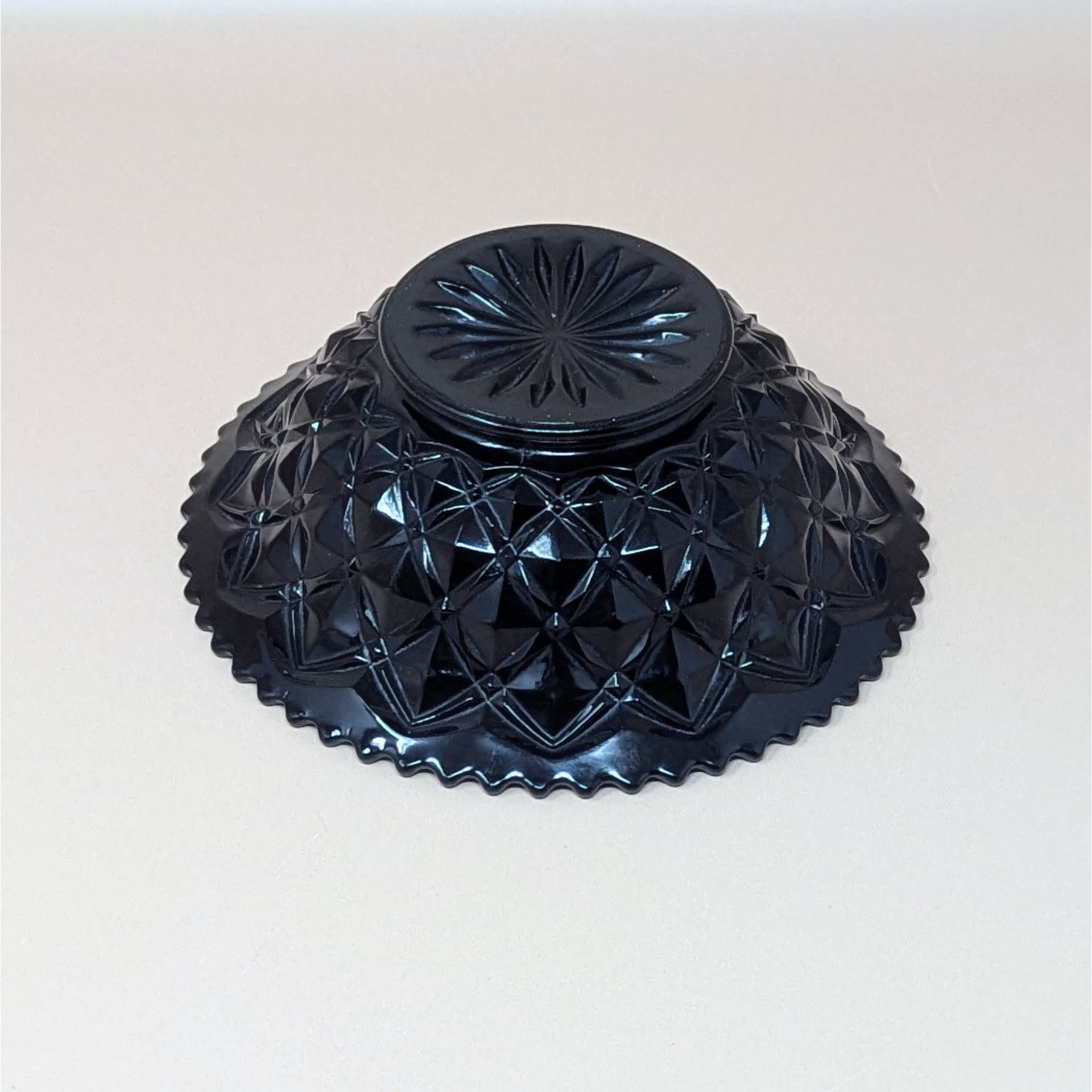 1940s LE Smith Ebony Black Glass Diamond Block Bowl