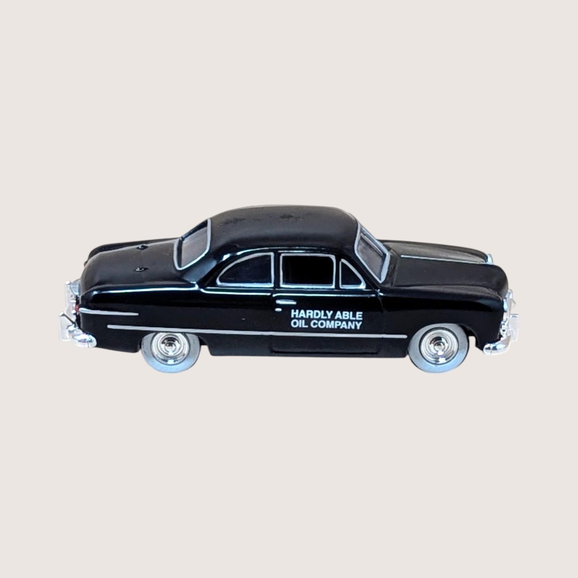 2000 ERTL Coastal 1920 Pierce Arrow Tanker Bank and 1949 Ford Coupe