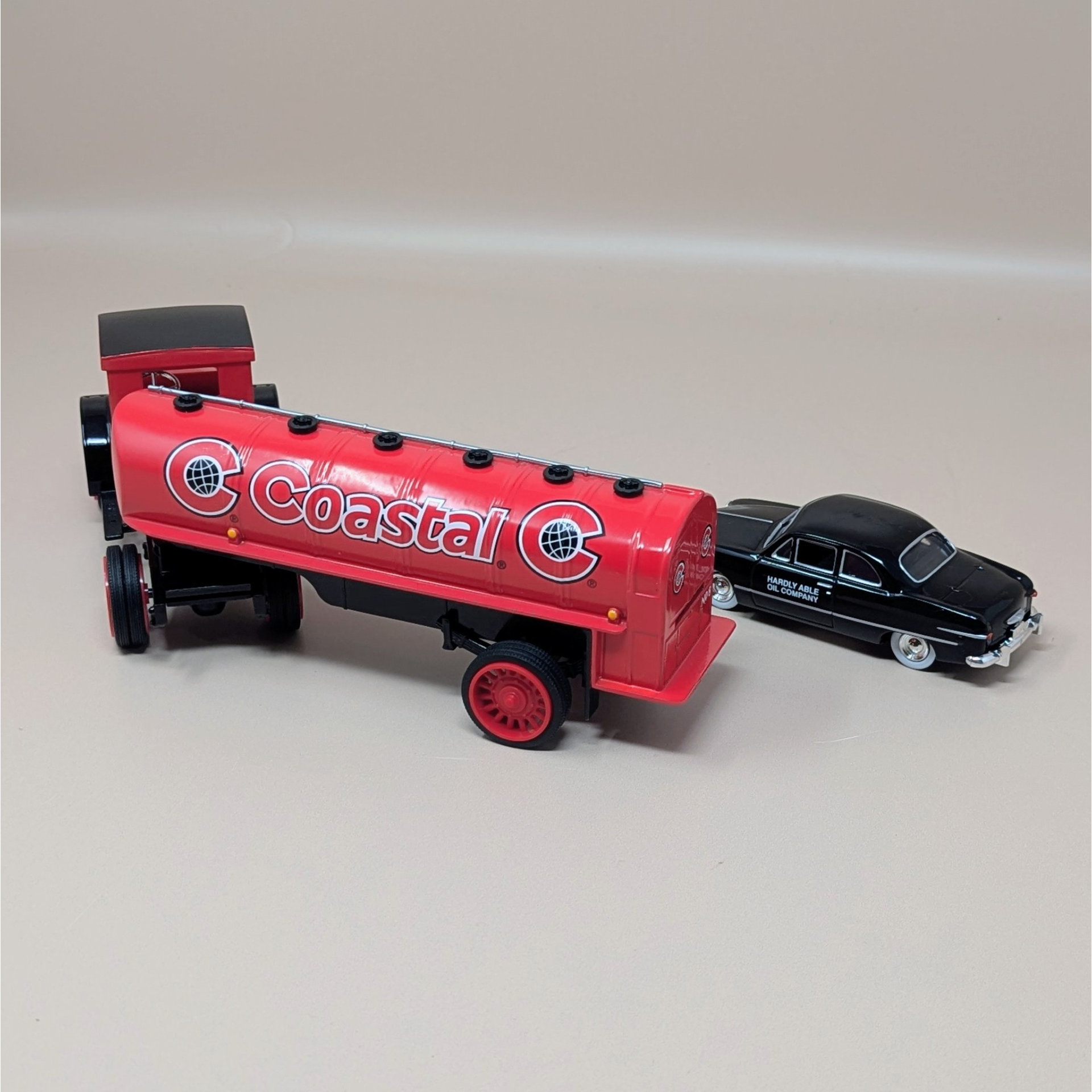 2000 ERTL Coastal 1920 Pierce Arrow Tanker Bank and 1949 Ford Coupe