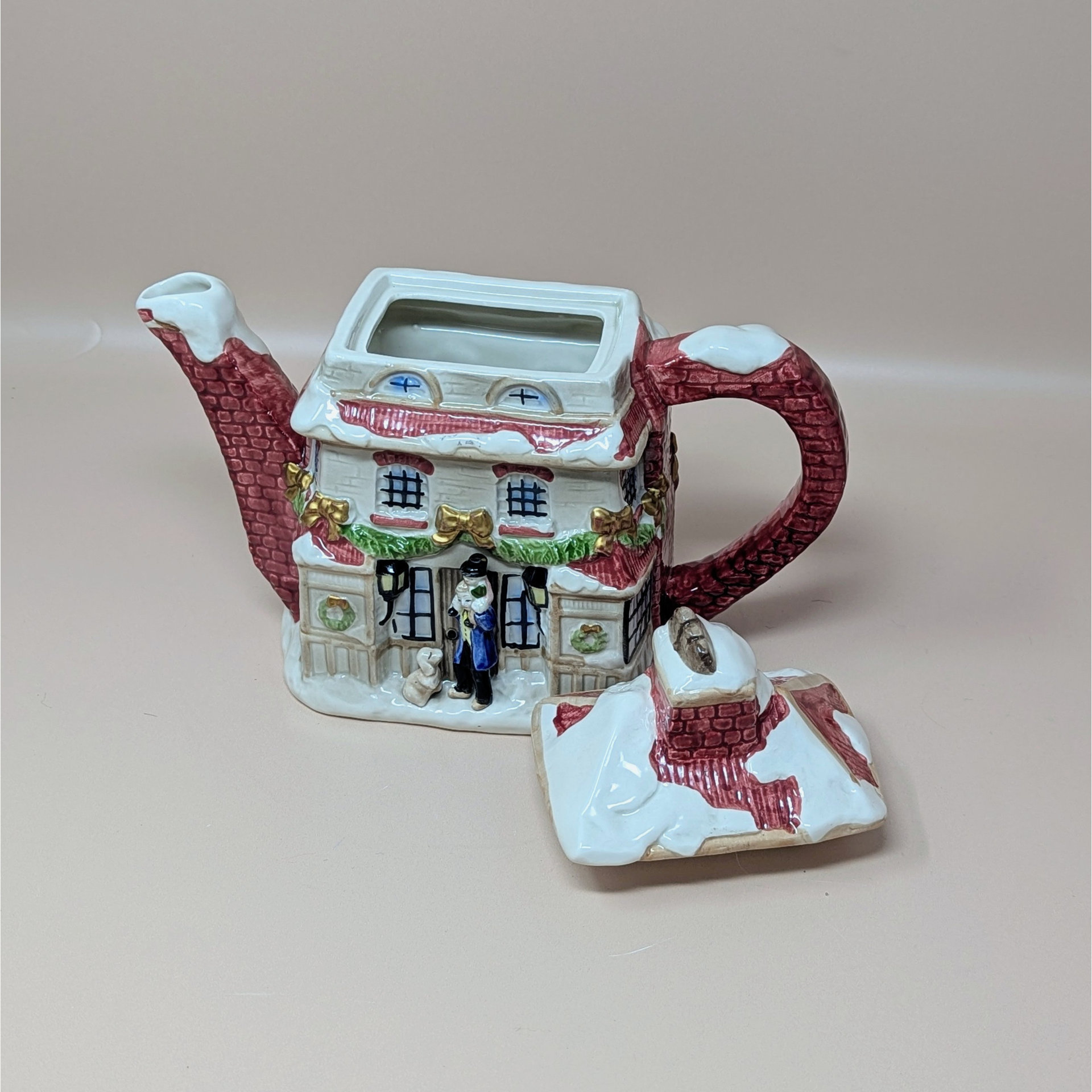 1997 Fitz and Floyd Dickens Ceramic Cottage Teapot