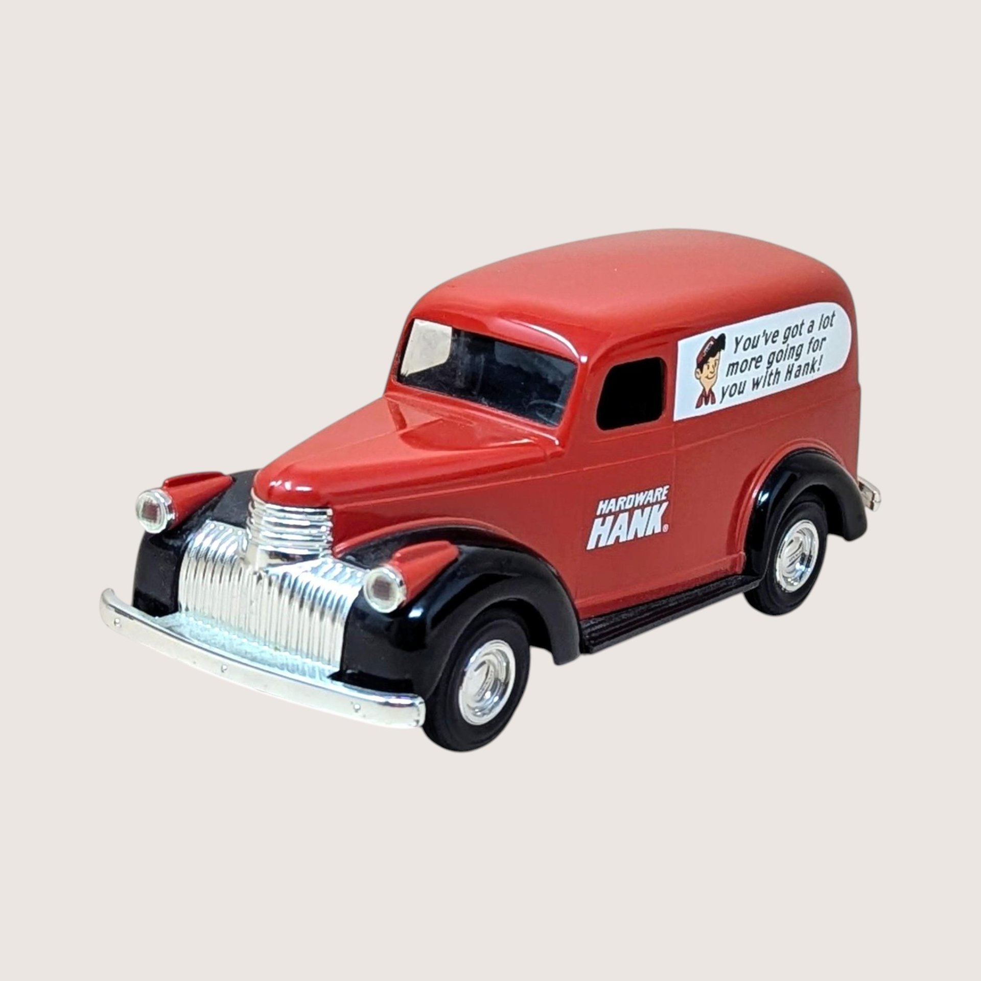 2001 ERTL 1946 Chevy Suburban Hardware Hank Die Cast Bank