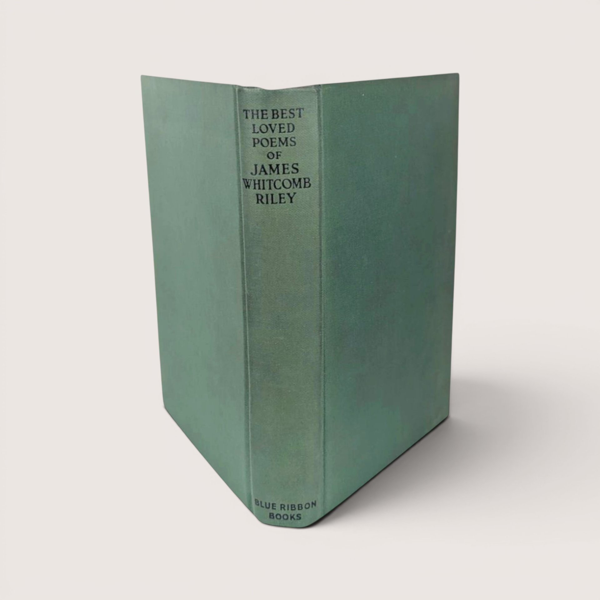 Title page of The Best Loved Poems of James Whitcomb Riley featuring illustrations by Ethel Franklin Betts.
