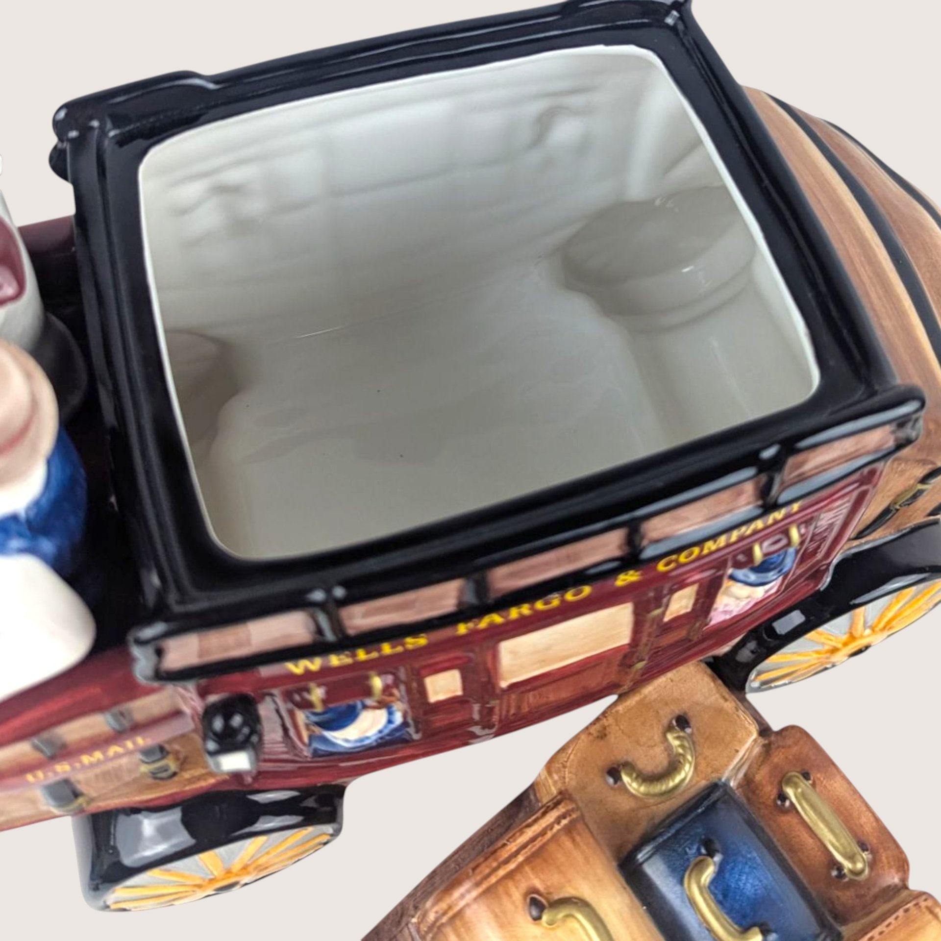 2002 Wells Fargo Stagecoach Ceramic Cookie Jar
