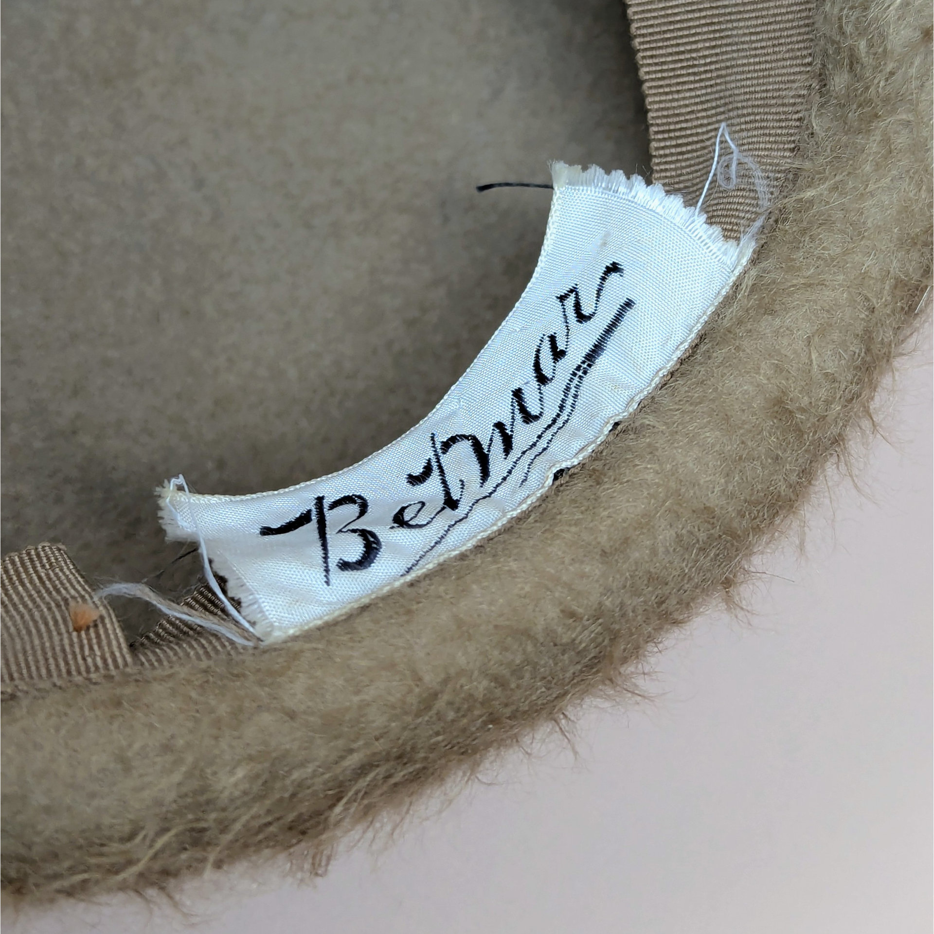 Vintage BelMar Dayton Company Ladies Merri Soie Fur Felt Hat