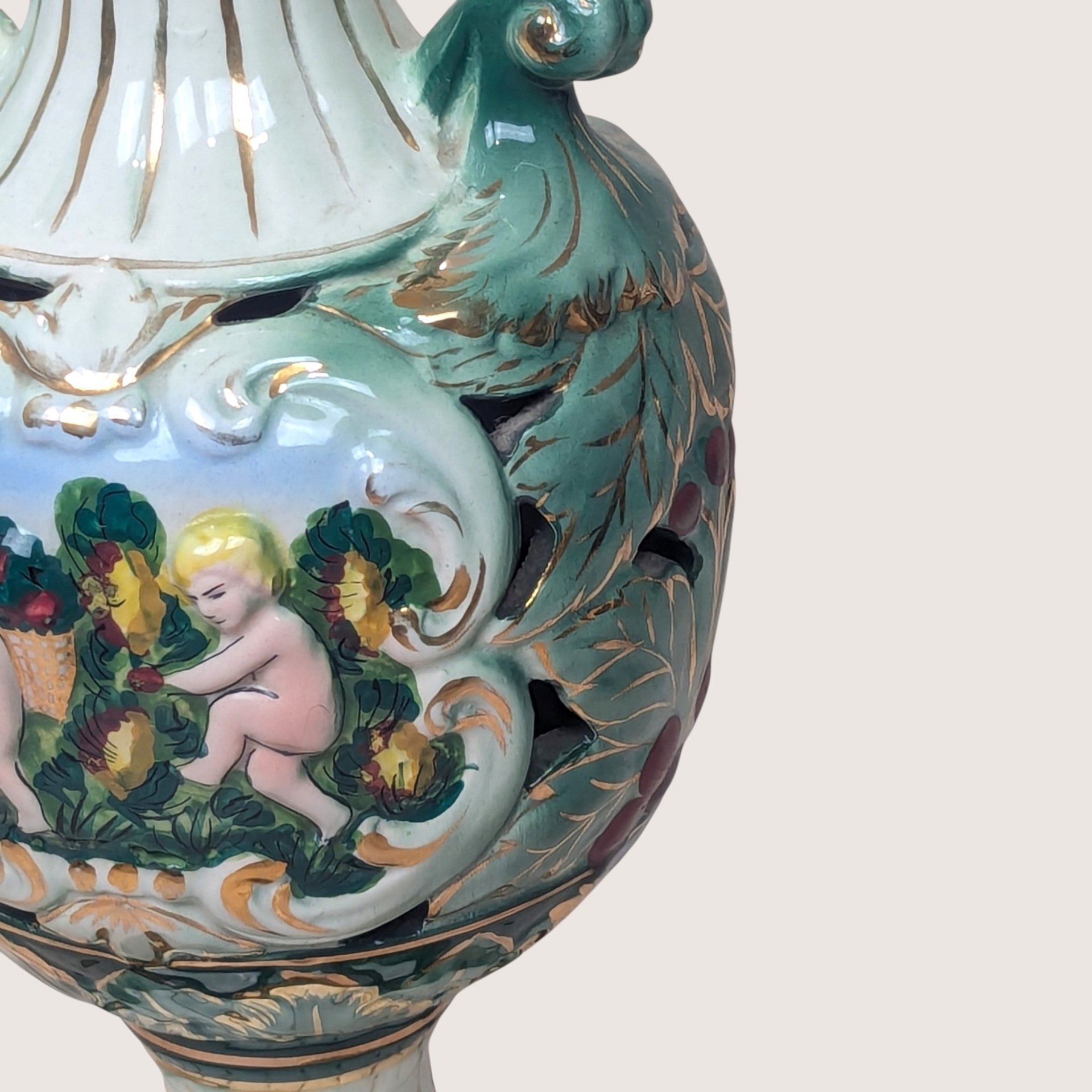 Vintage Mid Century Italian Capodimonte Style Cherub Ceramic Table Lamp