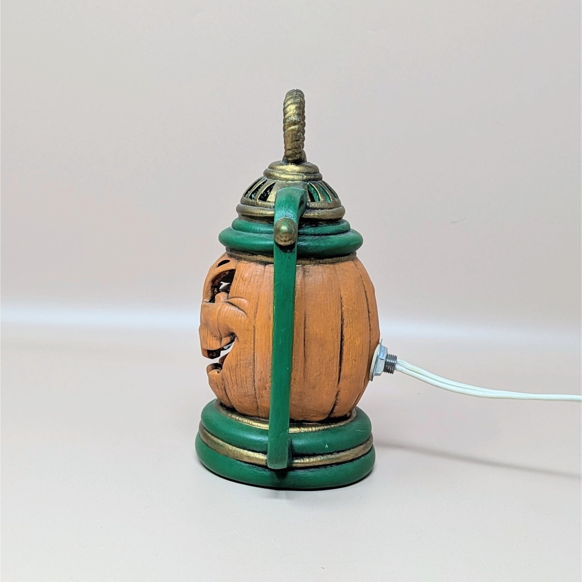 Vintage Ceramic Jack-O-Lantern Pumpkin Lantern Light