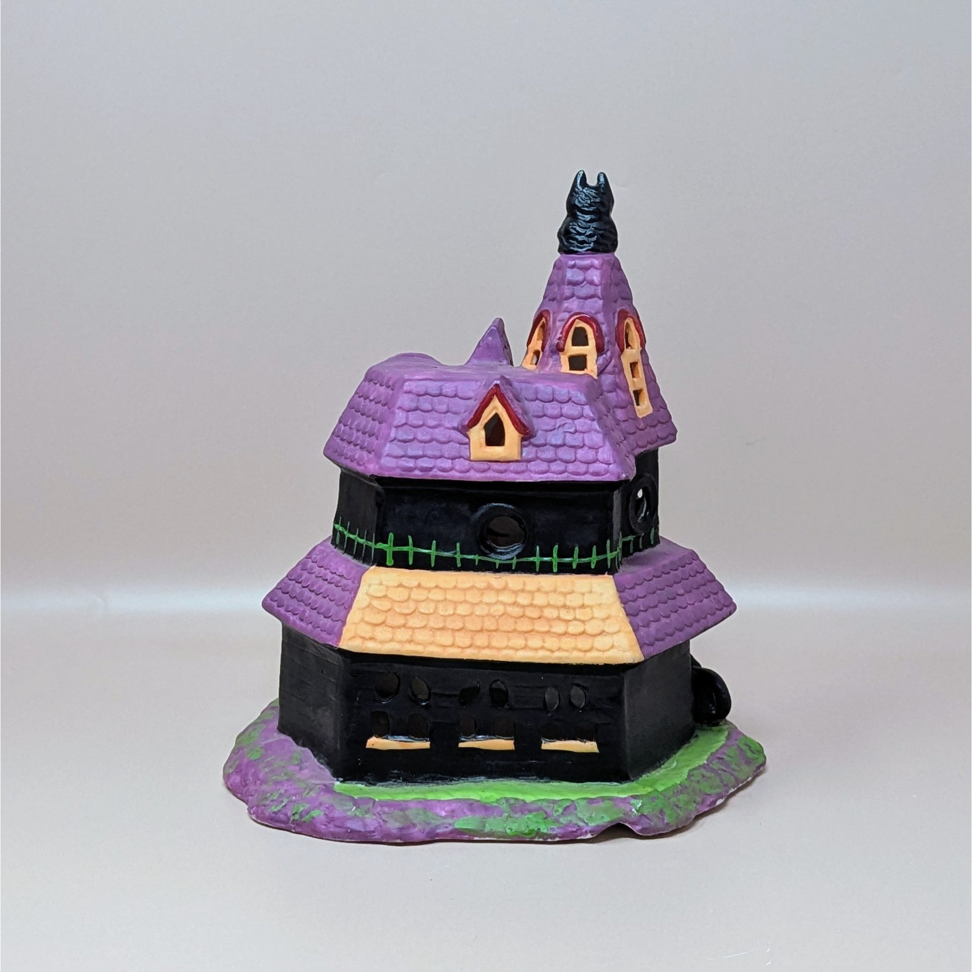 Vintage Celebrations by Silvestri Ceramic Halloween House