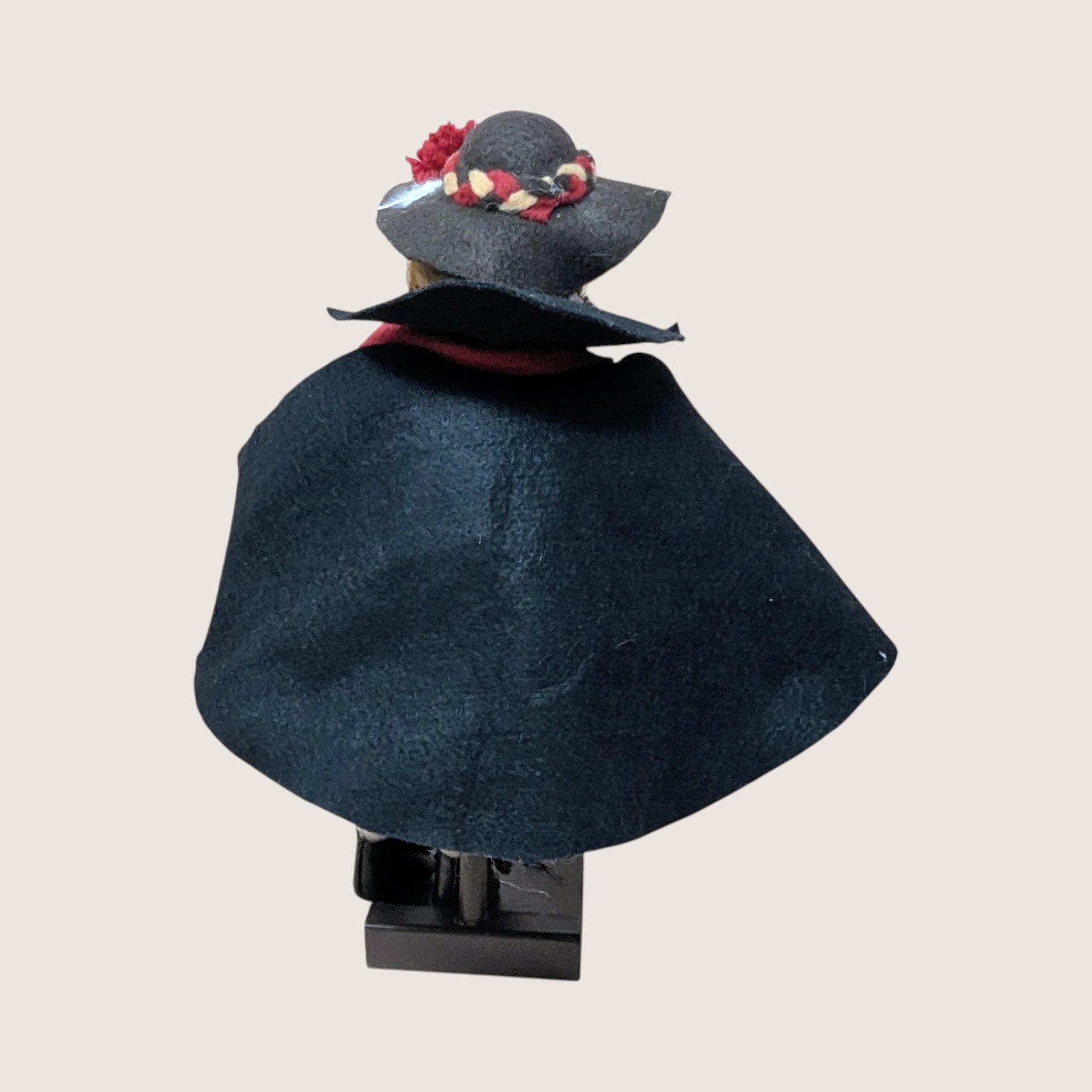 Vintage Samuel Eaton Silhouette Doll
