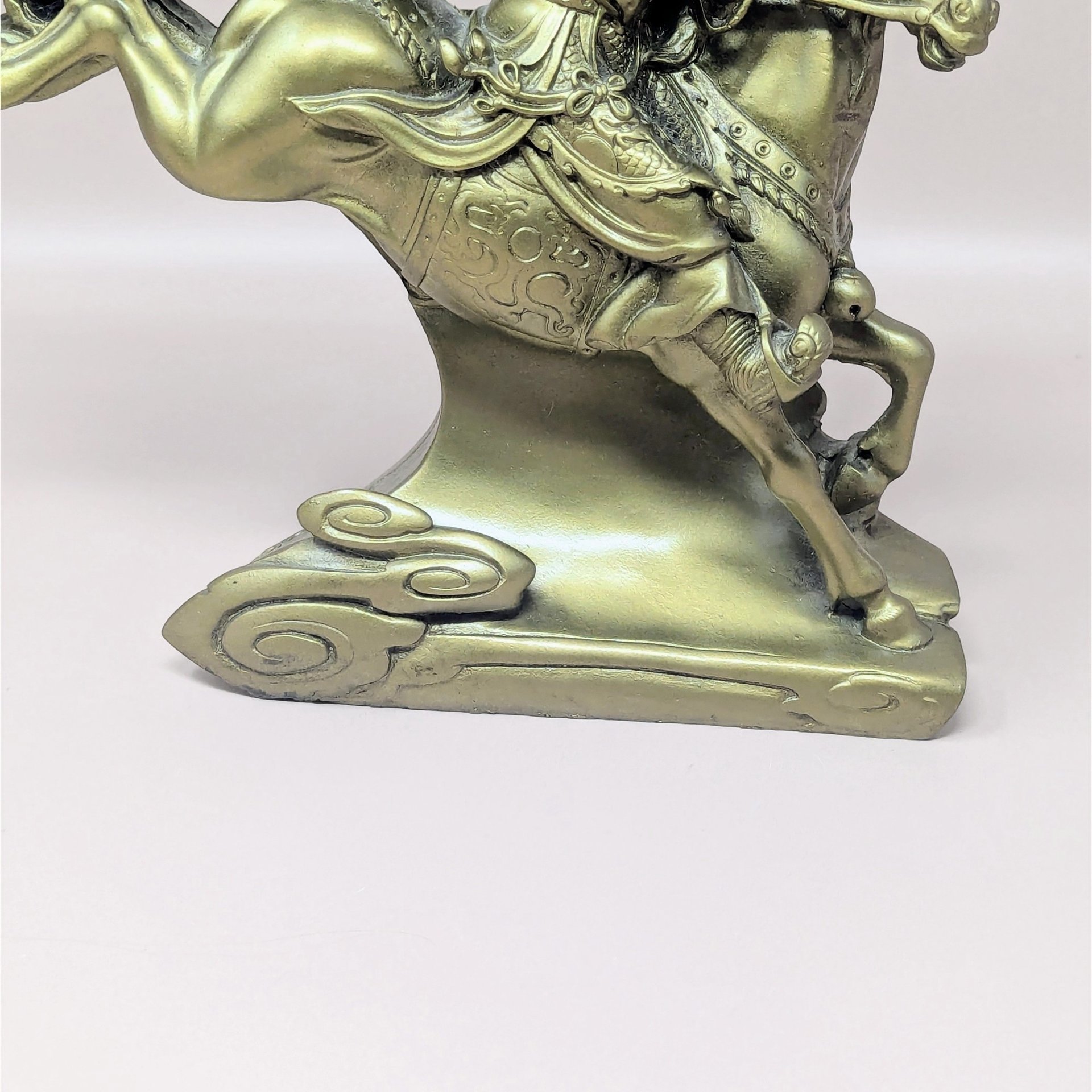 1980s Guan Yu Resin Warrior Statue