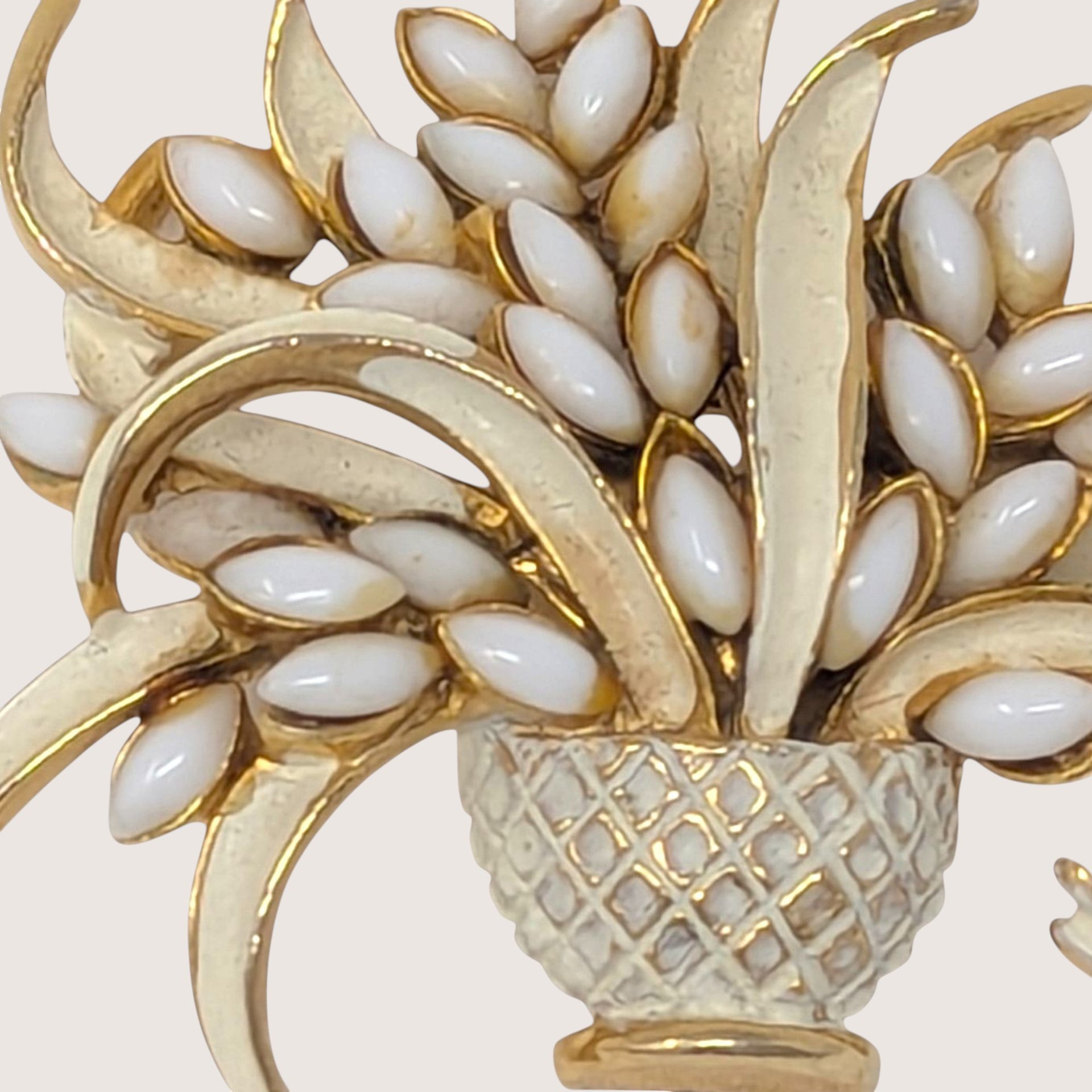 1960s ART White Cabochon Flower Basket Brooch