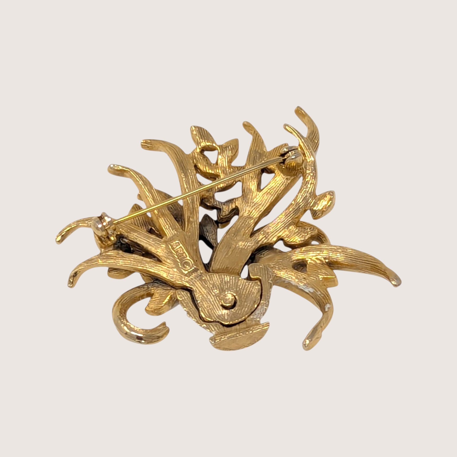 1960s ART White Cabochon Flower Basket Brooch