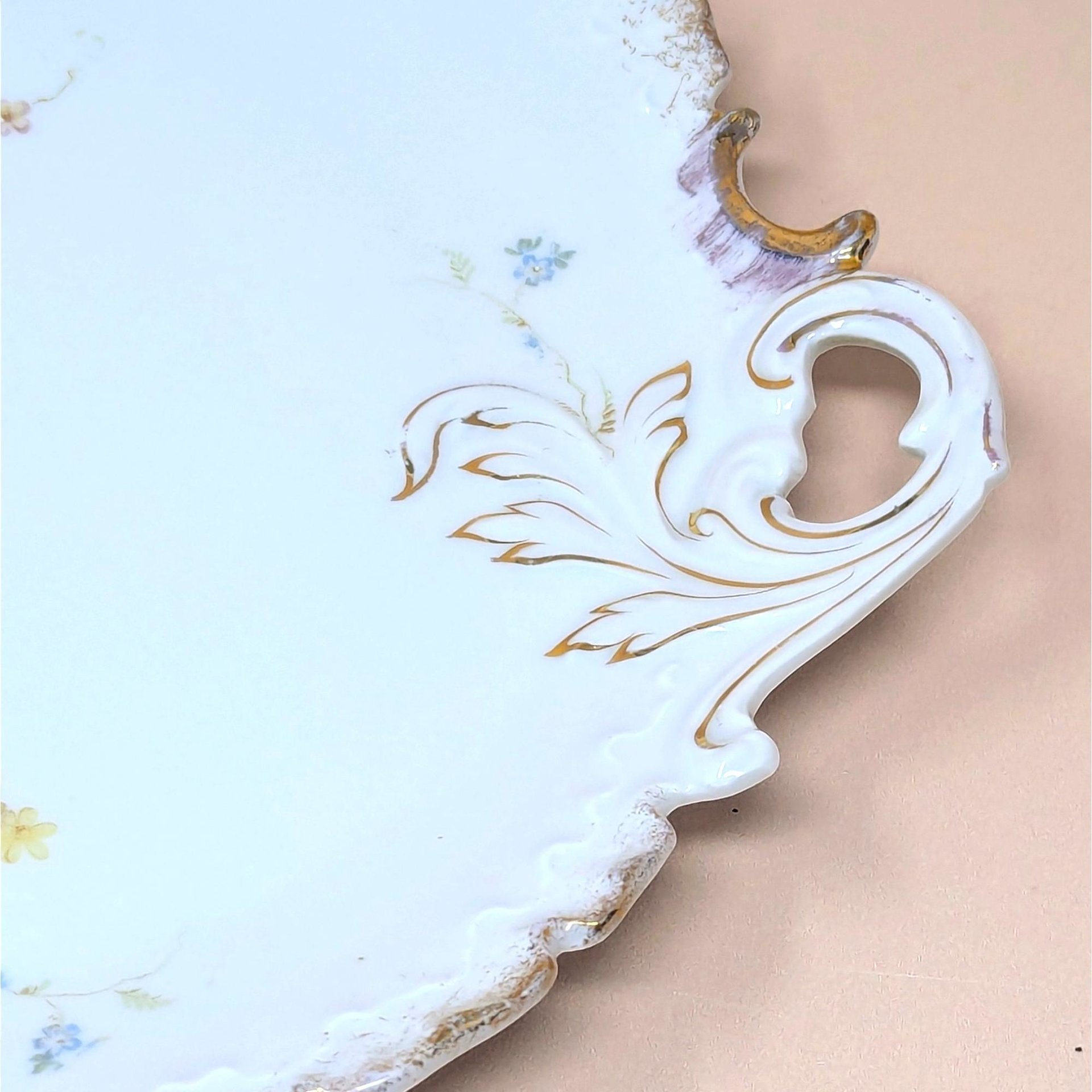 1890s RC Rosenthal German Porcelain Handled Plate