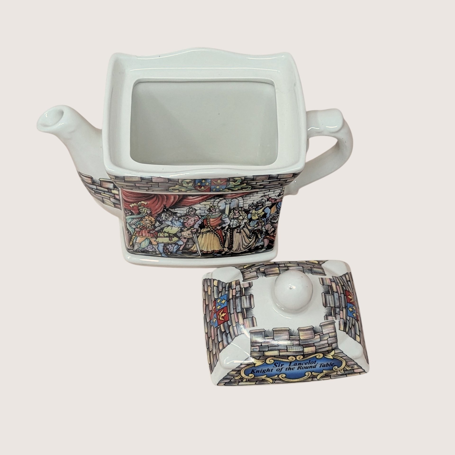 1990s Sadler King Arthur Camelot Sir Lancelot Porcelain Novelty Teapot 