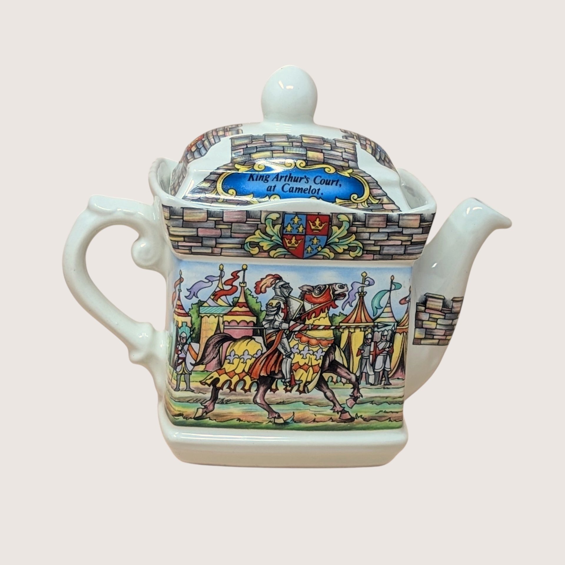 1990s Sadler King Arthur Camelot Sir Lancelot Porcelain Novelty Teapot 
