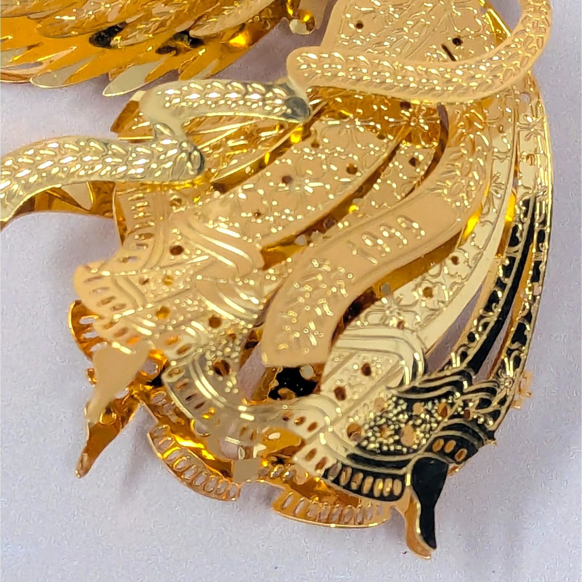 1999 Danbury Mint 23kt Gold Plated Millennium Angel Ornament