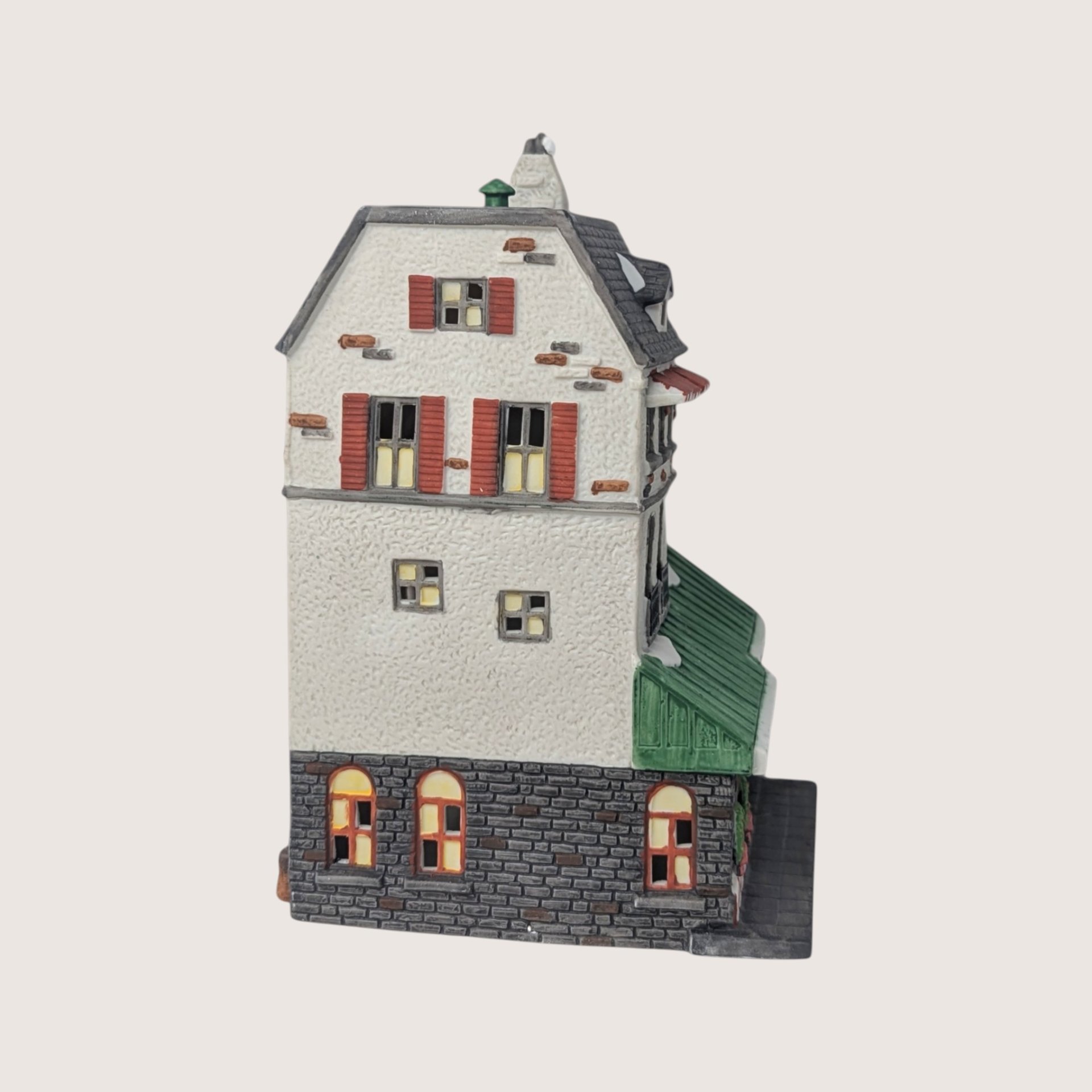 1993 Dept 56 Christmas in the City The Chocolate Shoppe Porcelain Village House