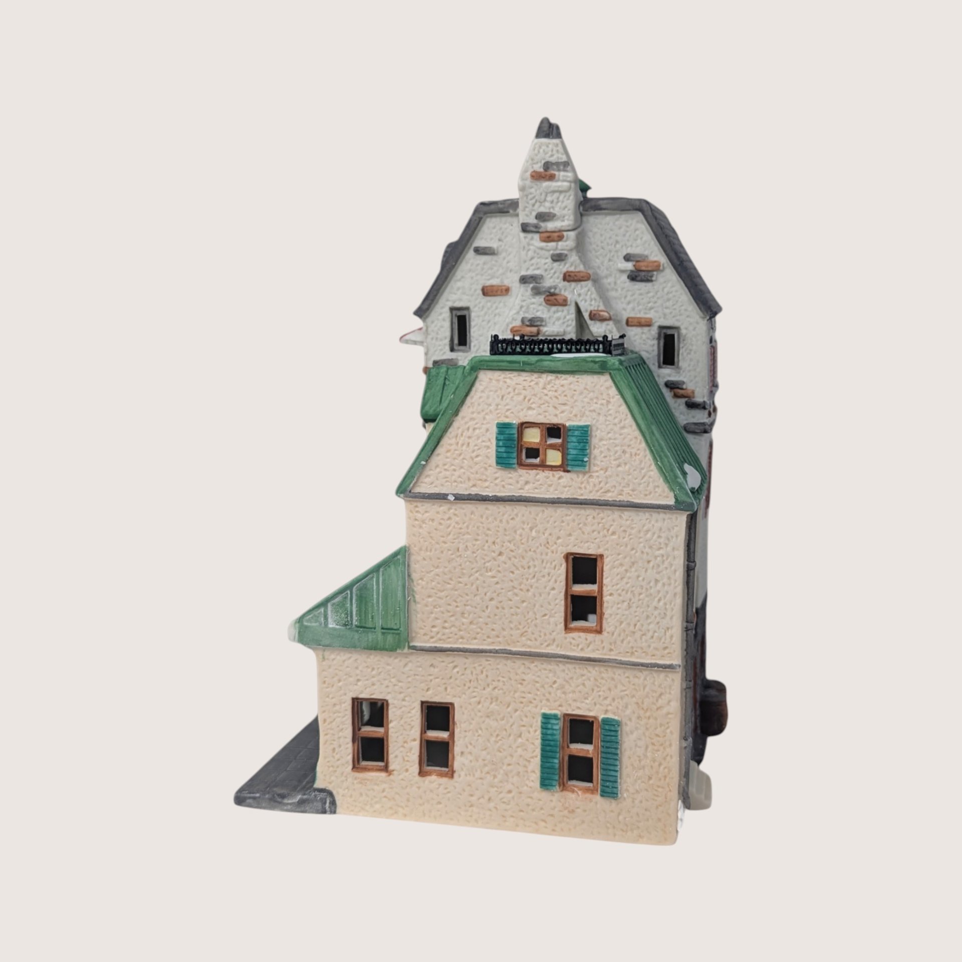 1993 Dept 56 Christmas in the City The Chocolate Shoppe Porcelain Village House