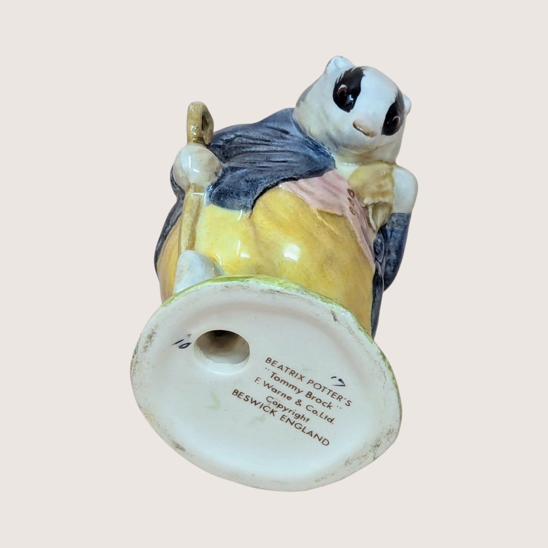 Vintage Beswick Beatrix Potter Tommy Brock Figurine