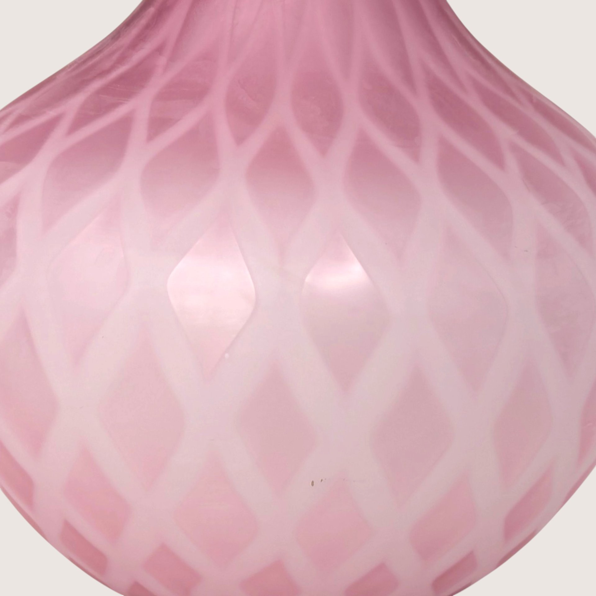 Vintage Murano Art Glass Vase Pink Diamond Quilt
