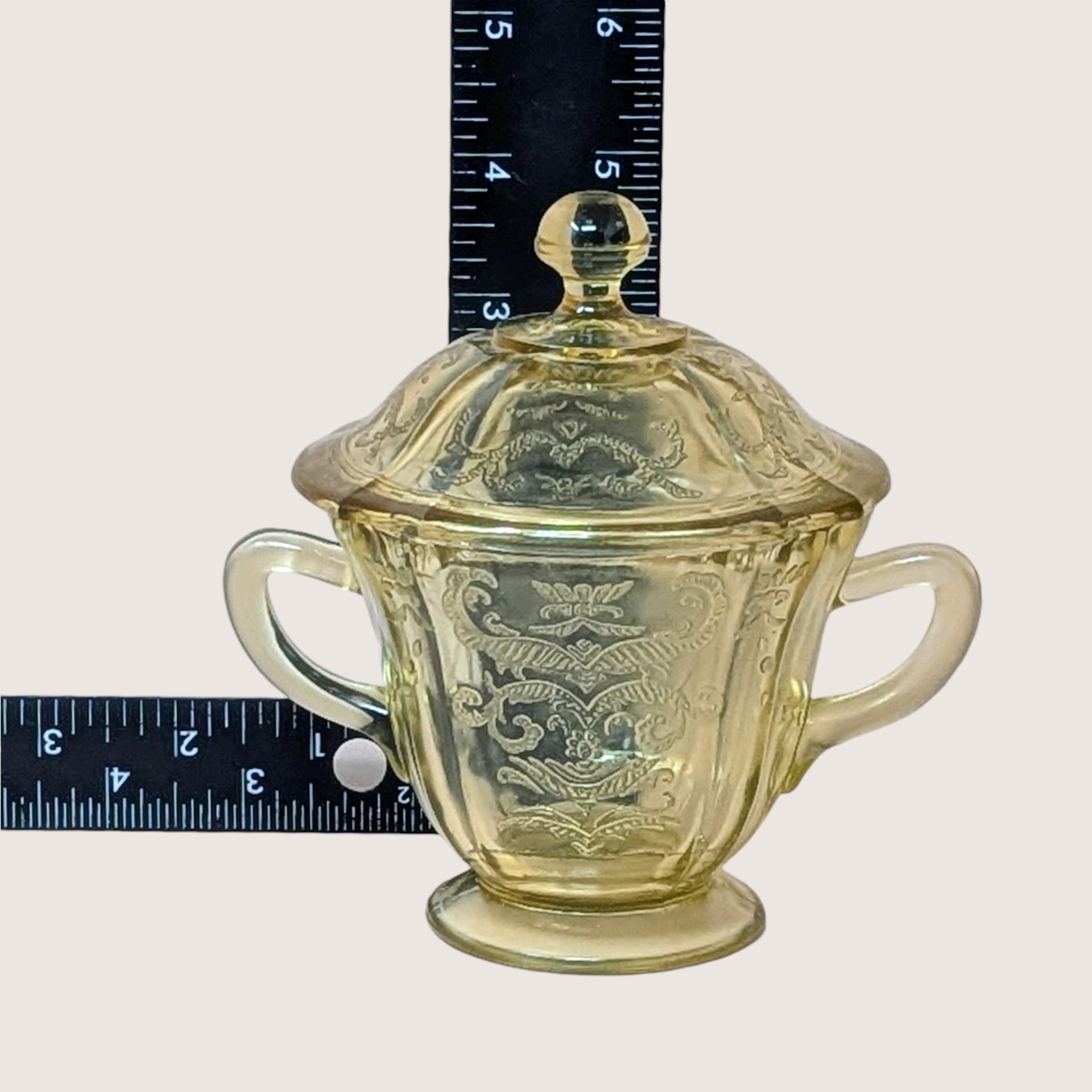 1930s Federal Glass Madrid Pattern Sugar Bowl and Creamer Set