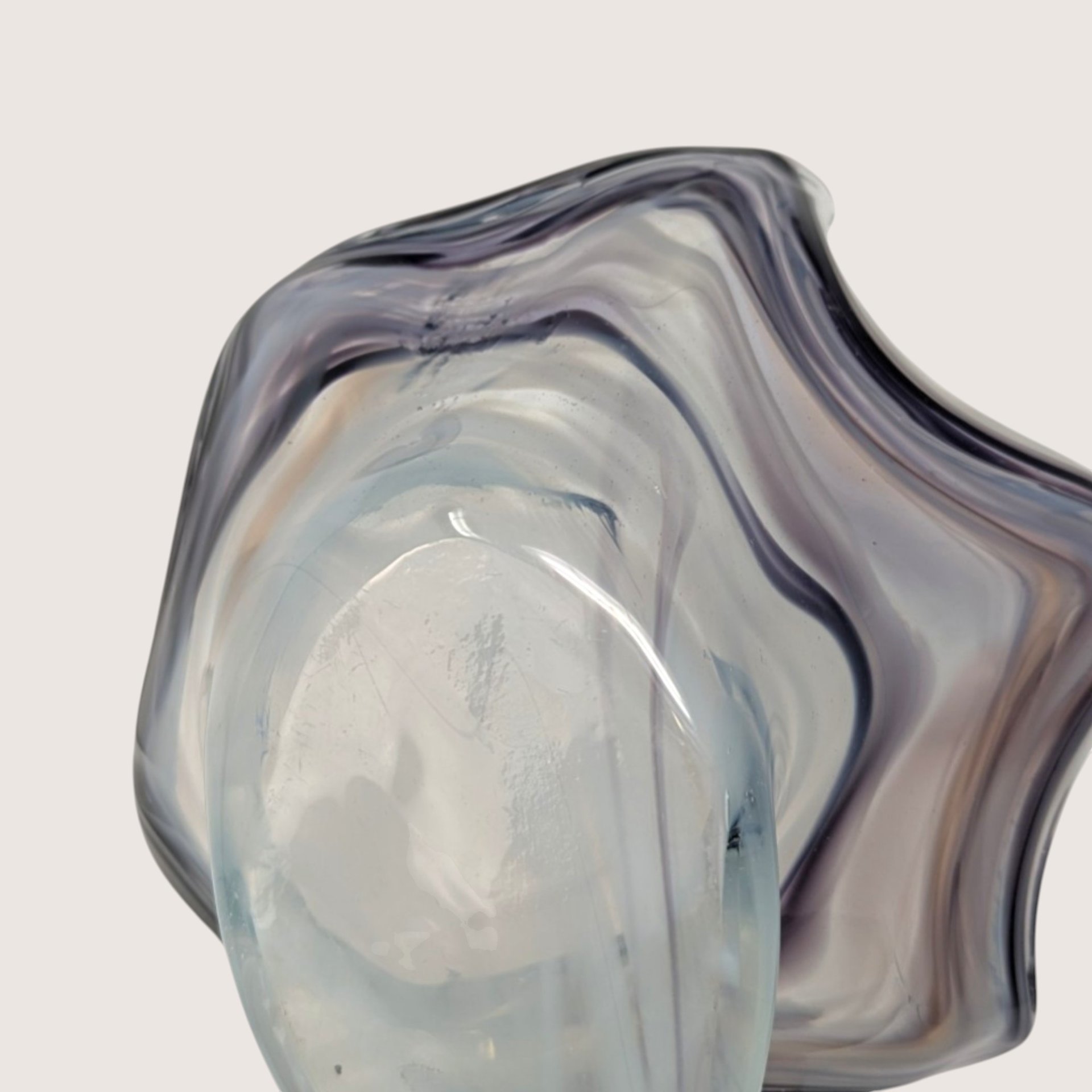 1960 Sooner Glass Style Art Glass Swan Bowl