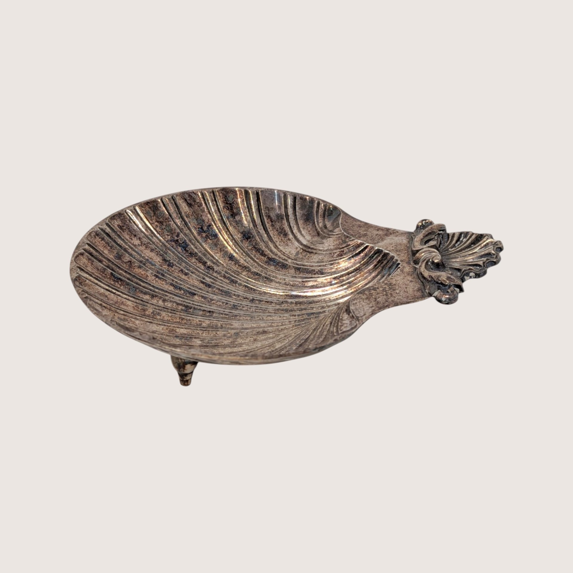 1970s Sheffield Design Silver Plated Shell Shaped Dish