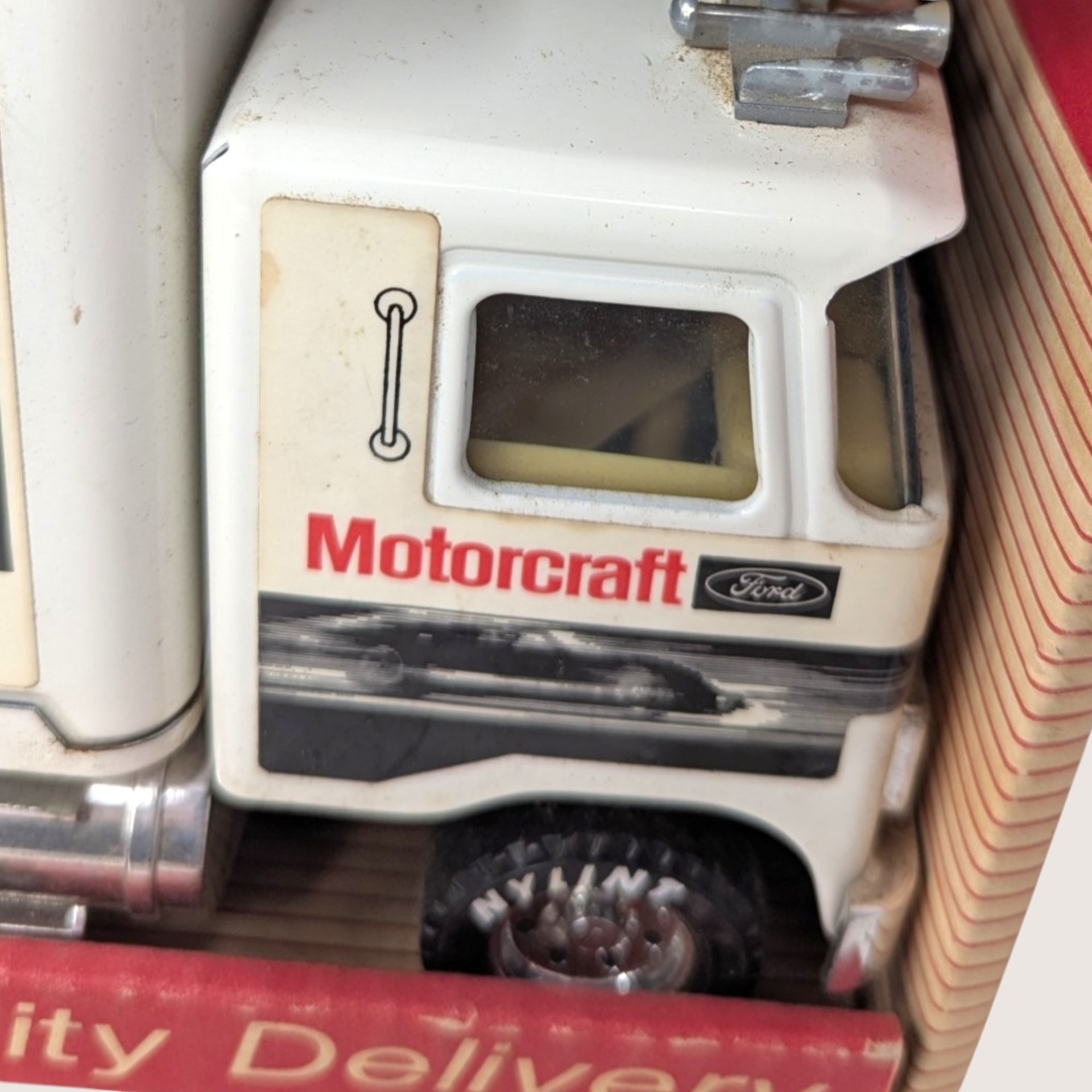 1980s Nylint Ford City Delivery Box Truck Motorcraft Batteries