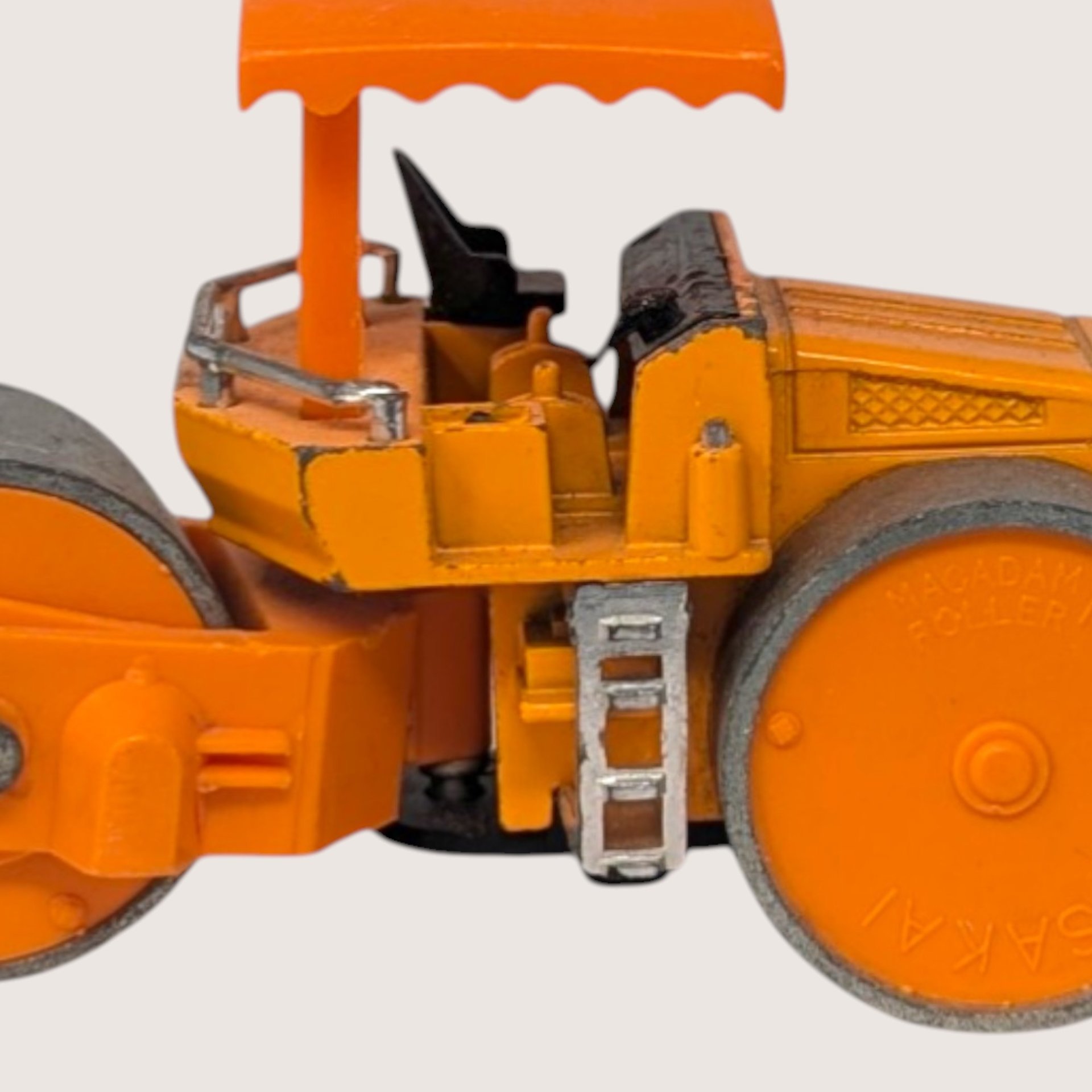 1970s Shinsei Cox Mini Power Sakai Macadam Roller