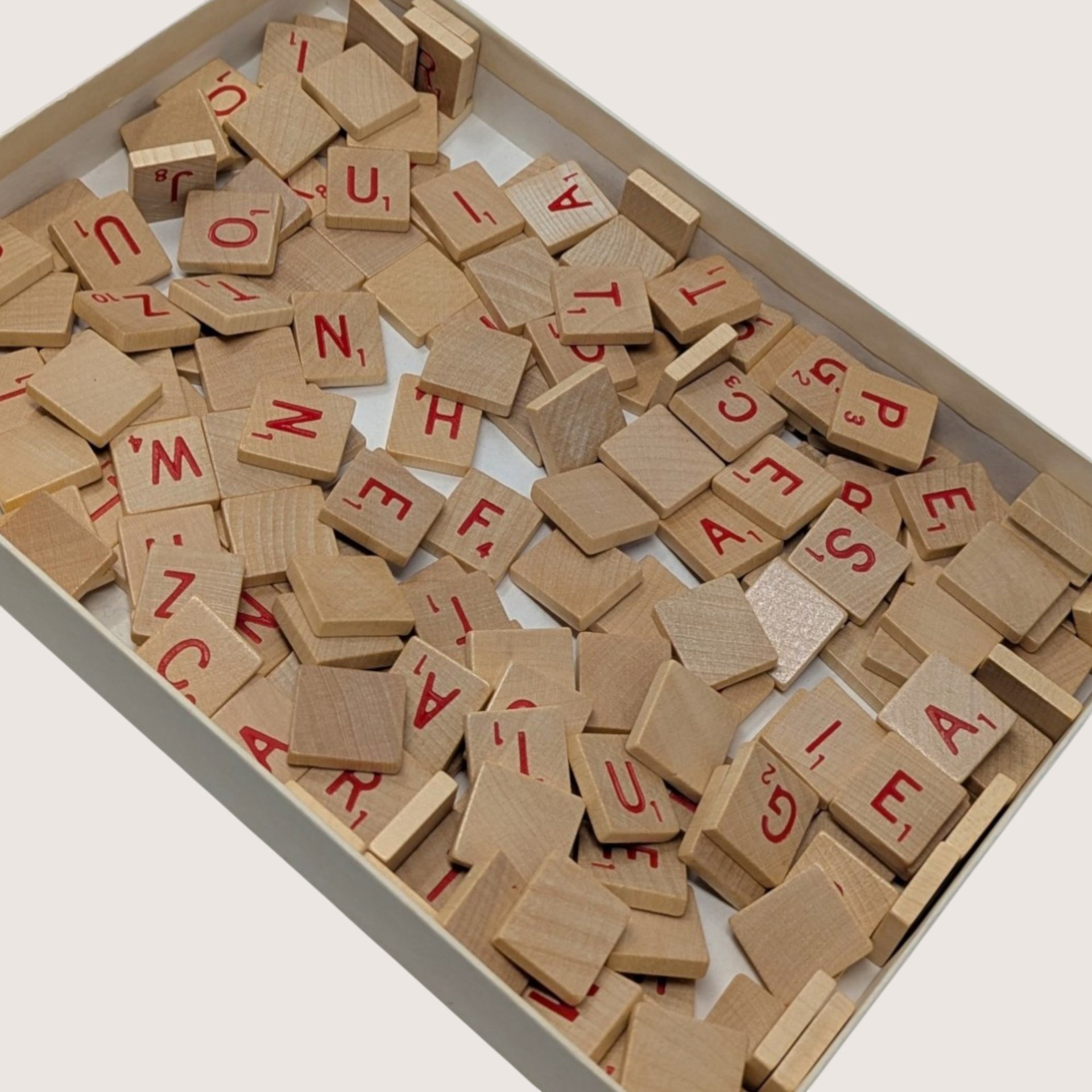 1975 Selchow and Righter Scrabble Scoring Anagrams Game