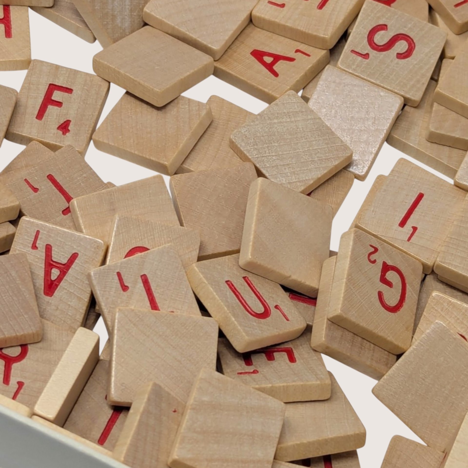 1975 Selchow and Righter Scrabble Scoring Anagrams Game