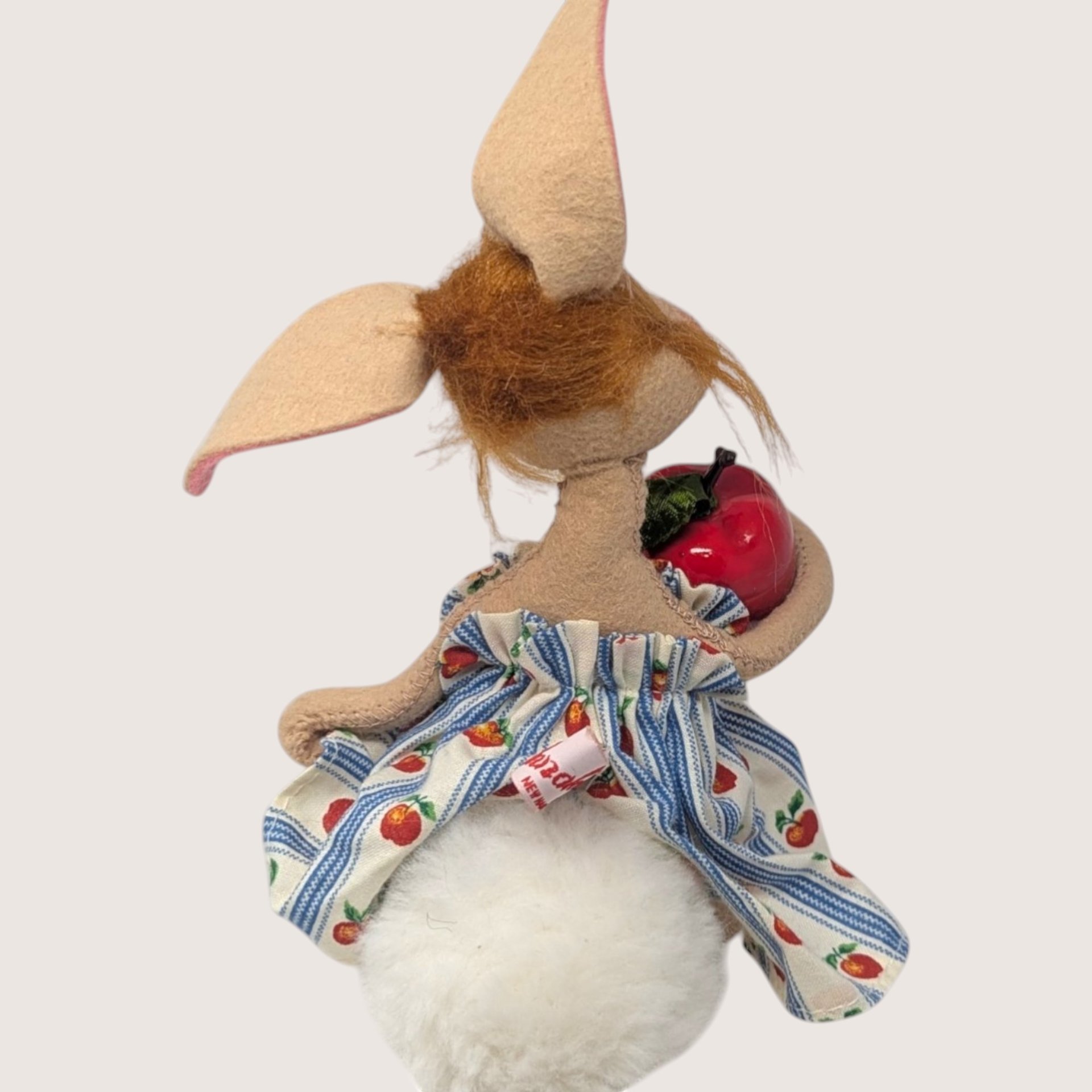 1995 Annalee Country Girl Bunny Figure