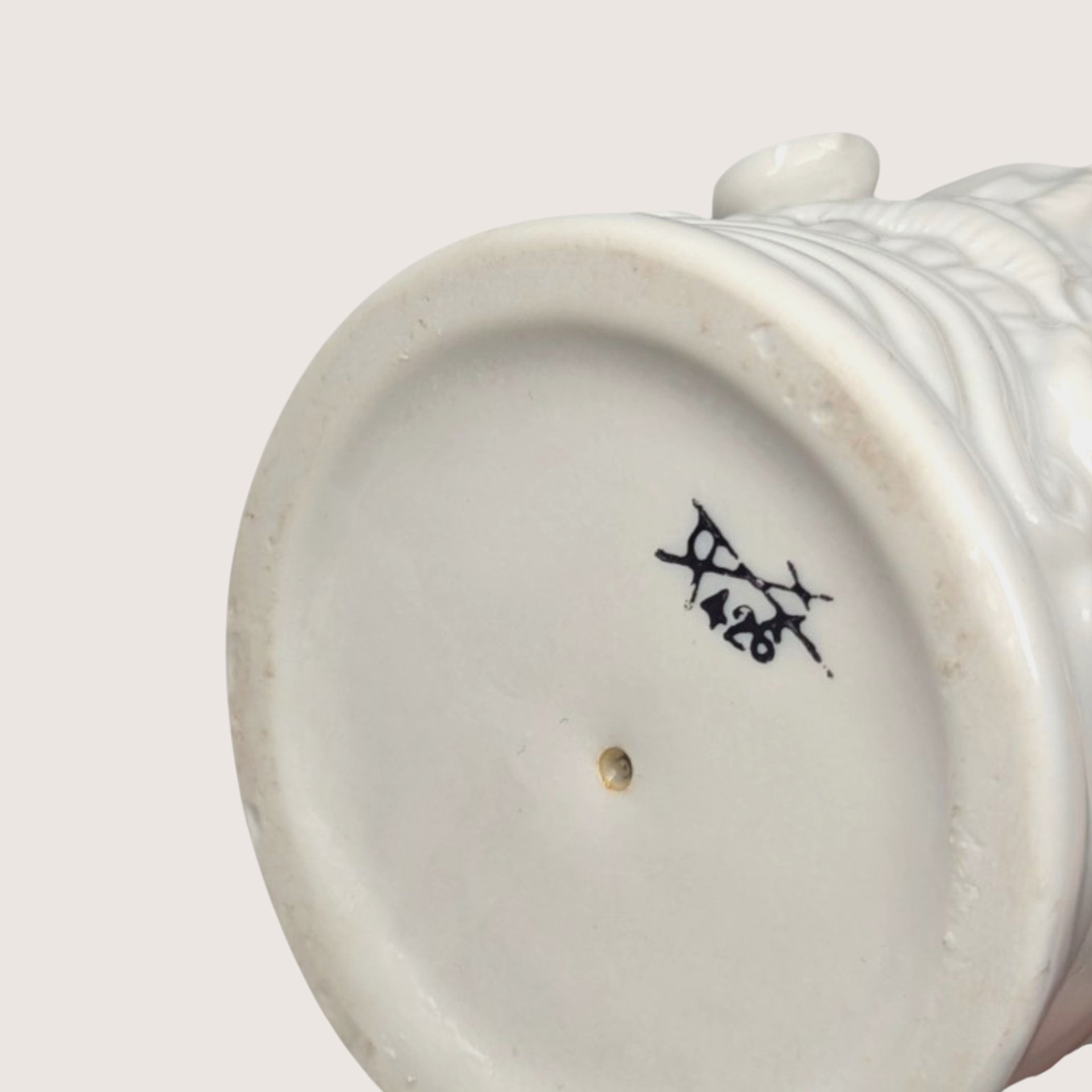 Vintage Homco White Ceramic Quan Yin Figurine