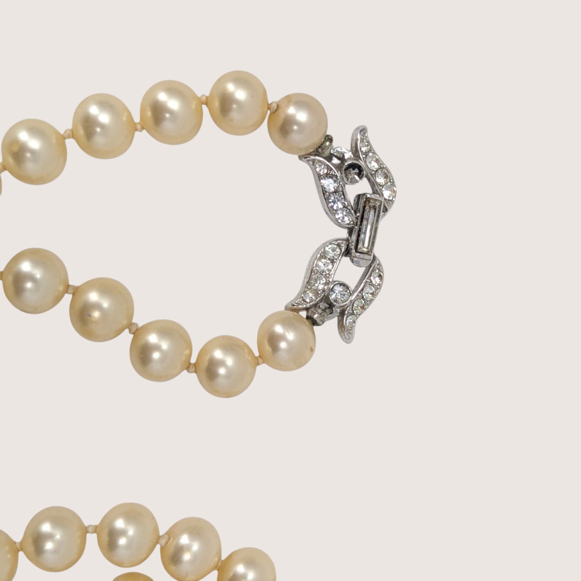 Vintage Faux Pearl Necklace With Rhinestone Clasp