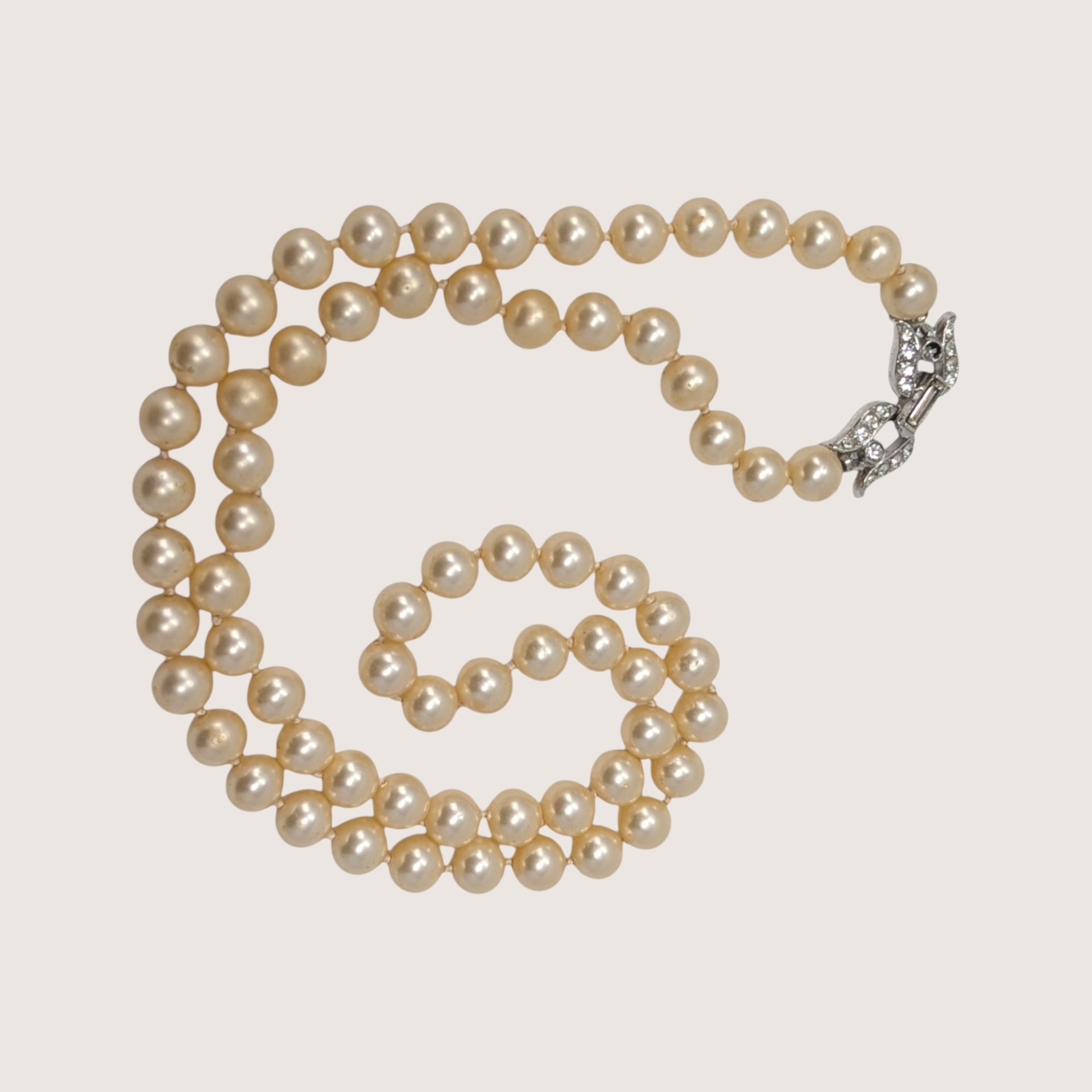 Vintage Faux Pearl Necklace With Rhinestone Clasp