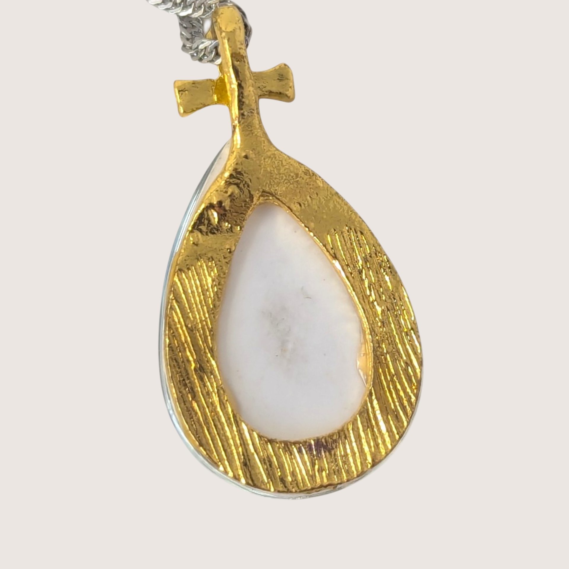 Vintage Crescent Memorial Intaglio Pendant Necklace With Cross Bail