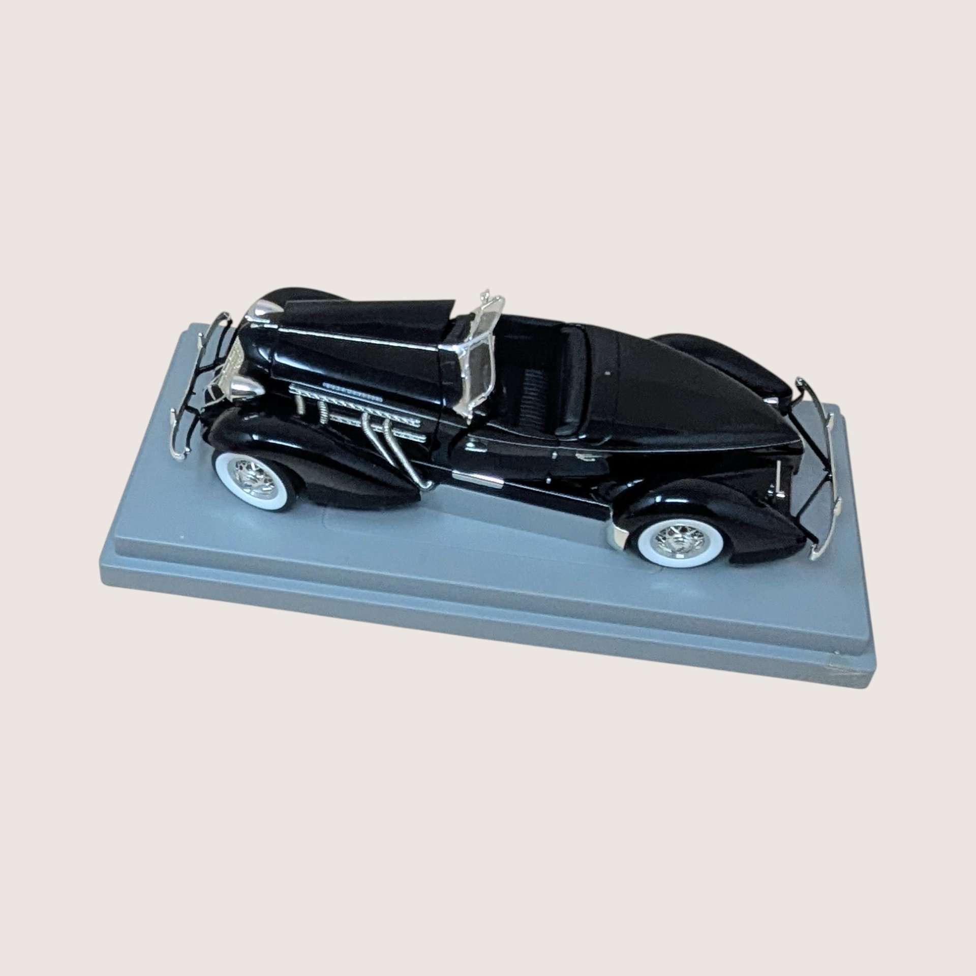 Vintage ERTL American Muscle Classics 1935 Auburn 851 Speedster