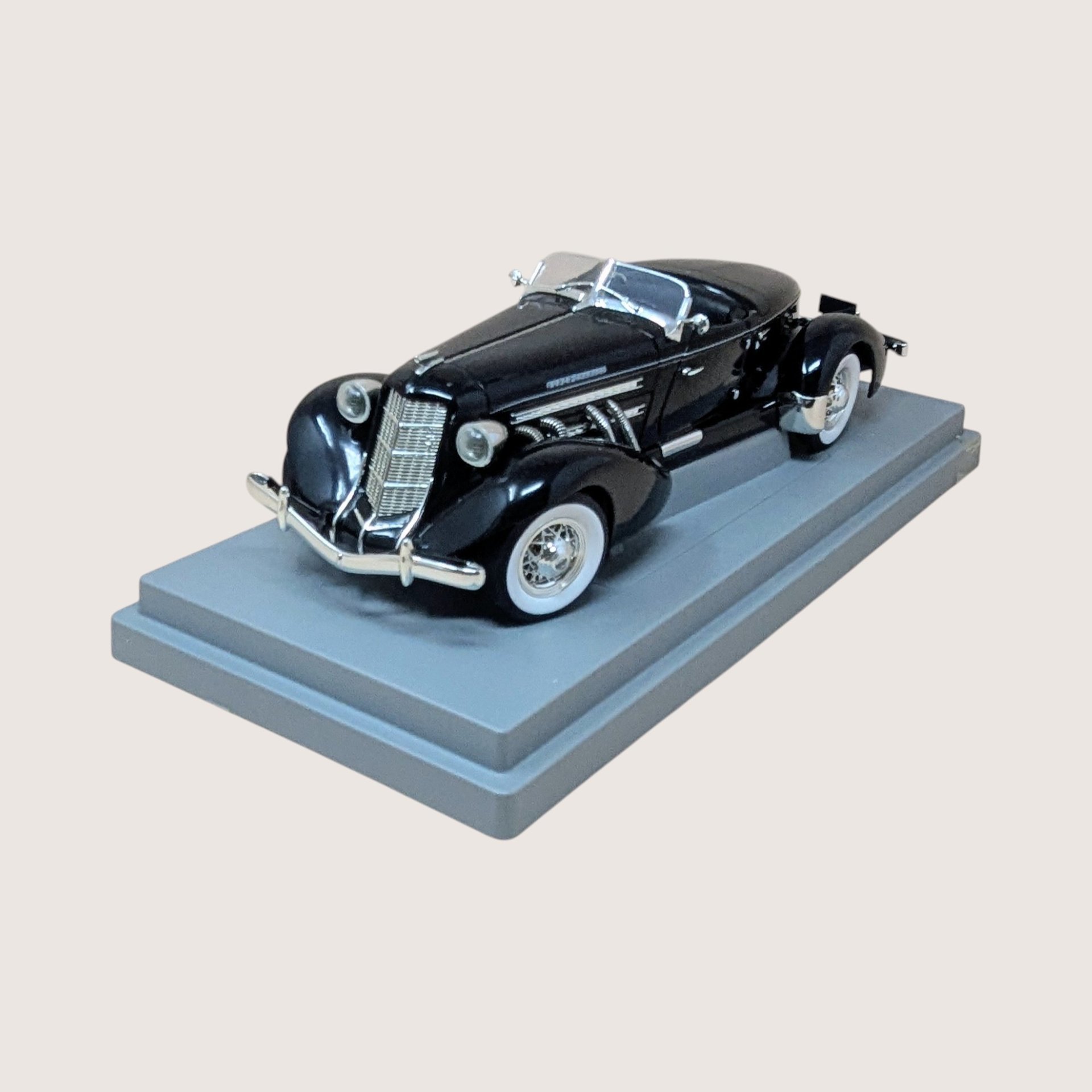 Vintage ERTL American Muscle Classics 1935 Auburn 851 Speedster