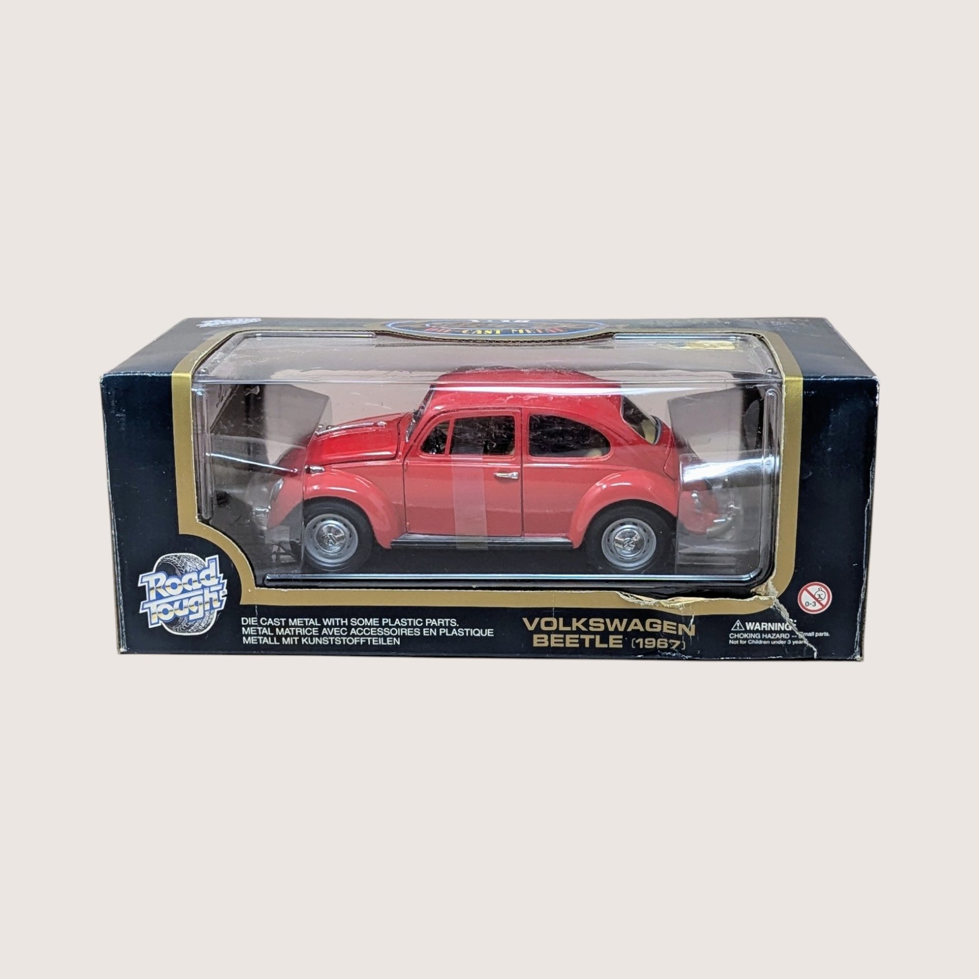 Vintage Road Tough 1967 Volkswagen Beetle: 1/18 Diecast Model