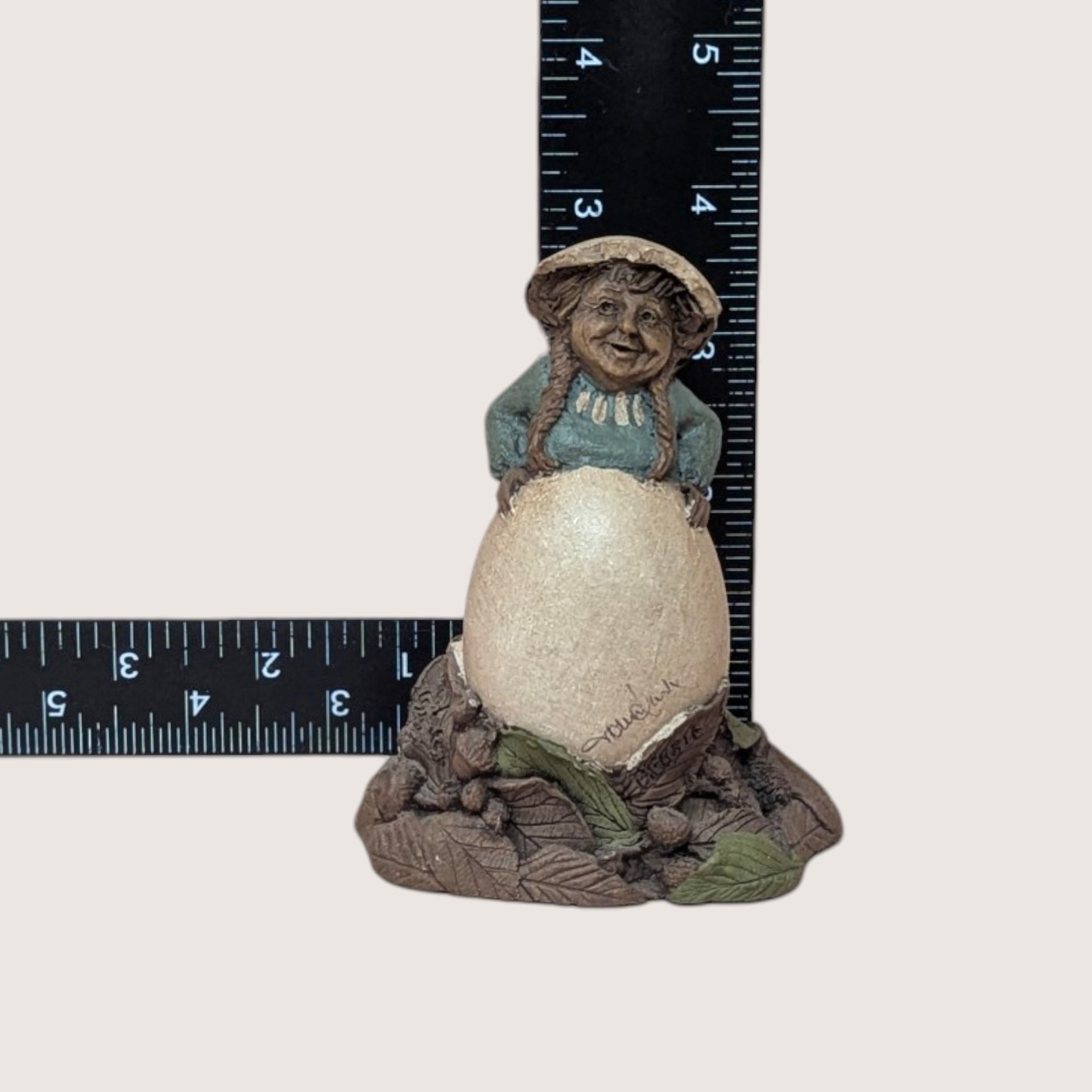 Signed 1985 Tom Clark "Debbie" Figurine: Gnome with Egg