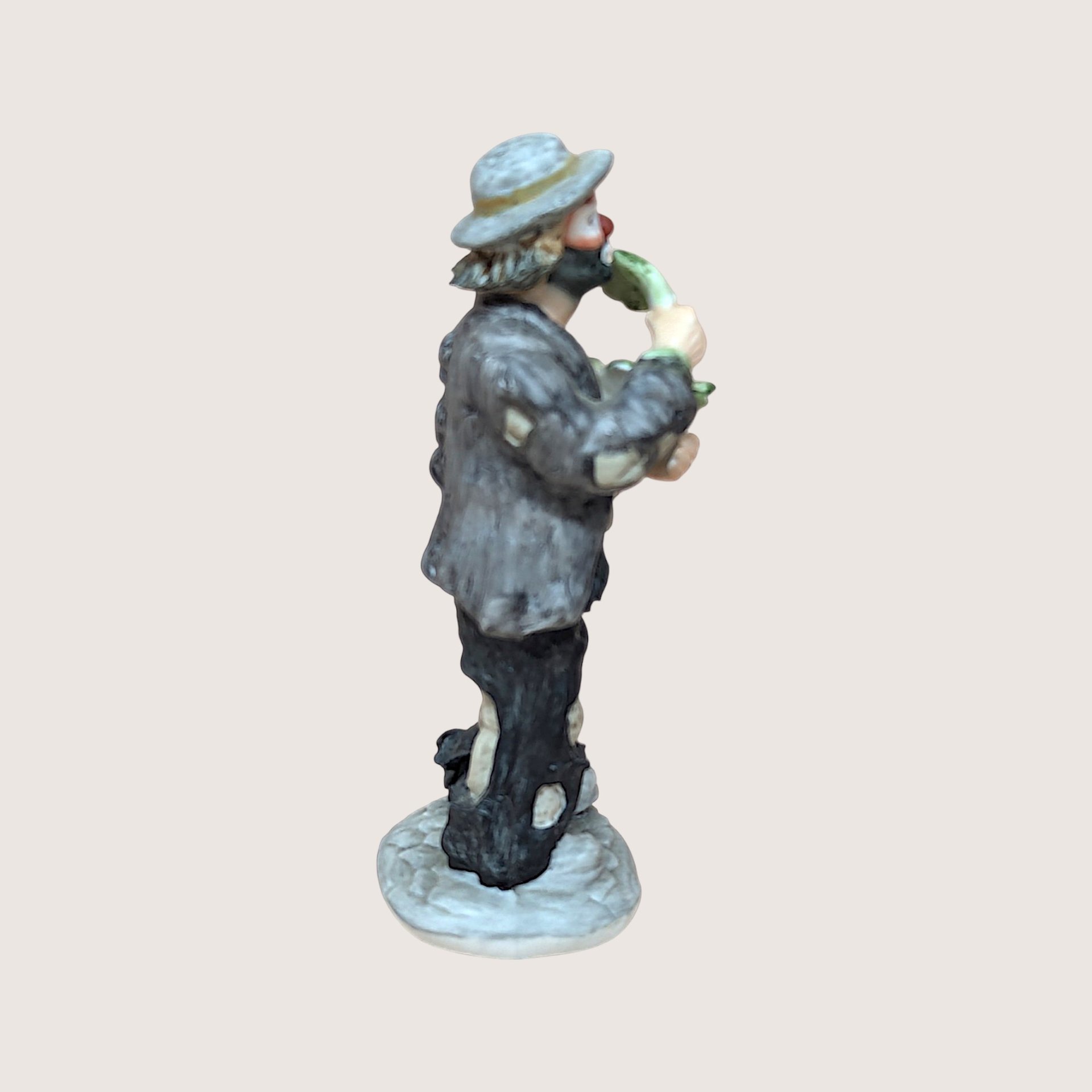 Vintage Flambro Emmett Kelly Jr Eating Lettuce Figurine