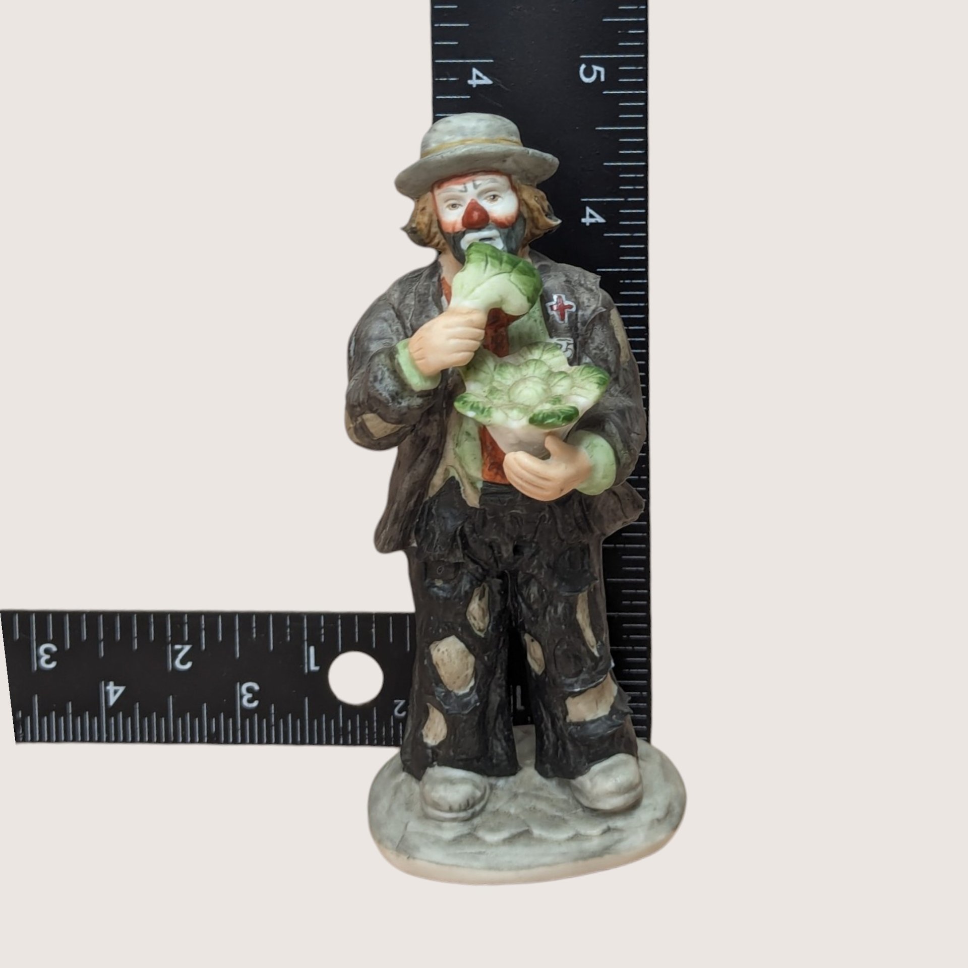 Vintage Flambro Emmett Kelly Jr Eating Lettuce Figurine