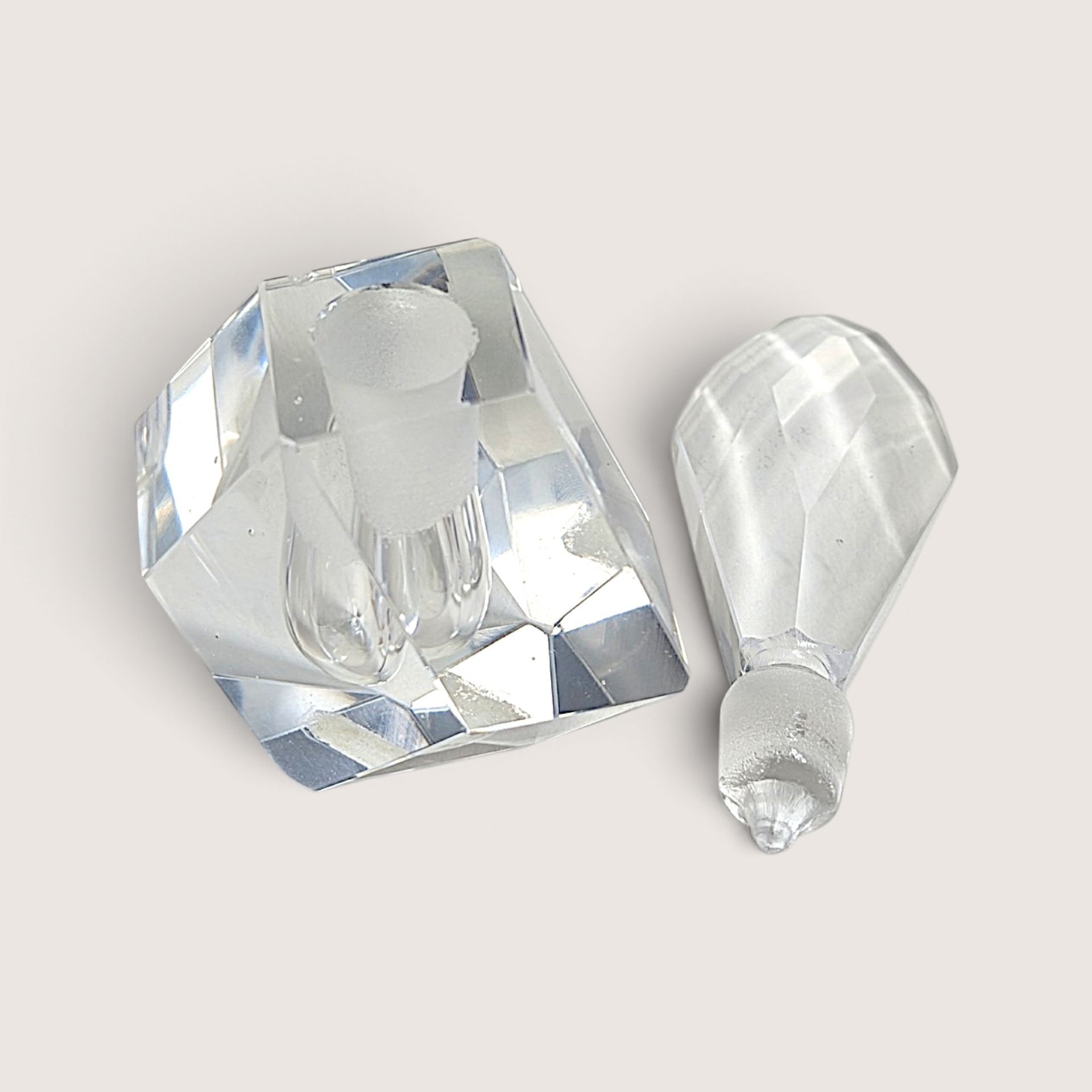 Vintage Hand Cut Crystal Perfume Bottle Japan Faceted Diamond Stopper