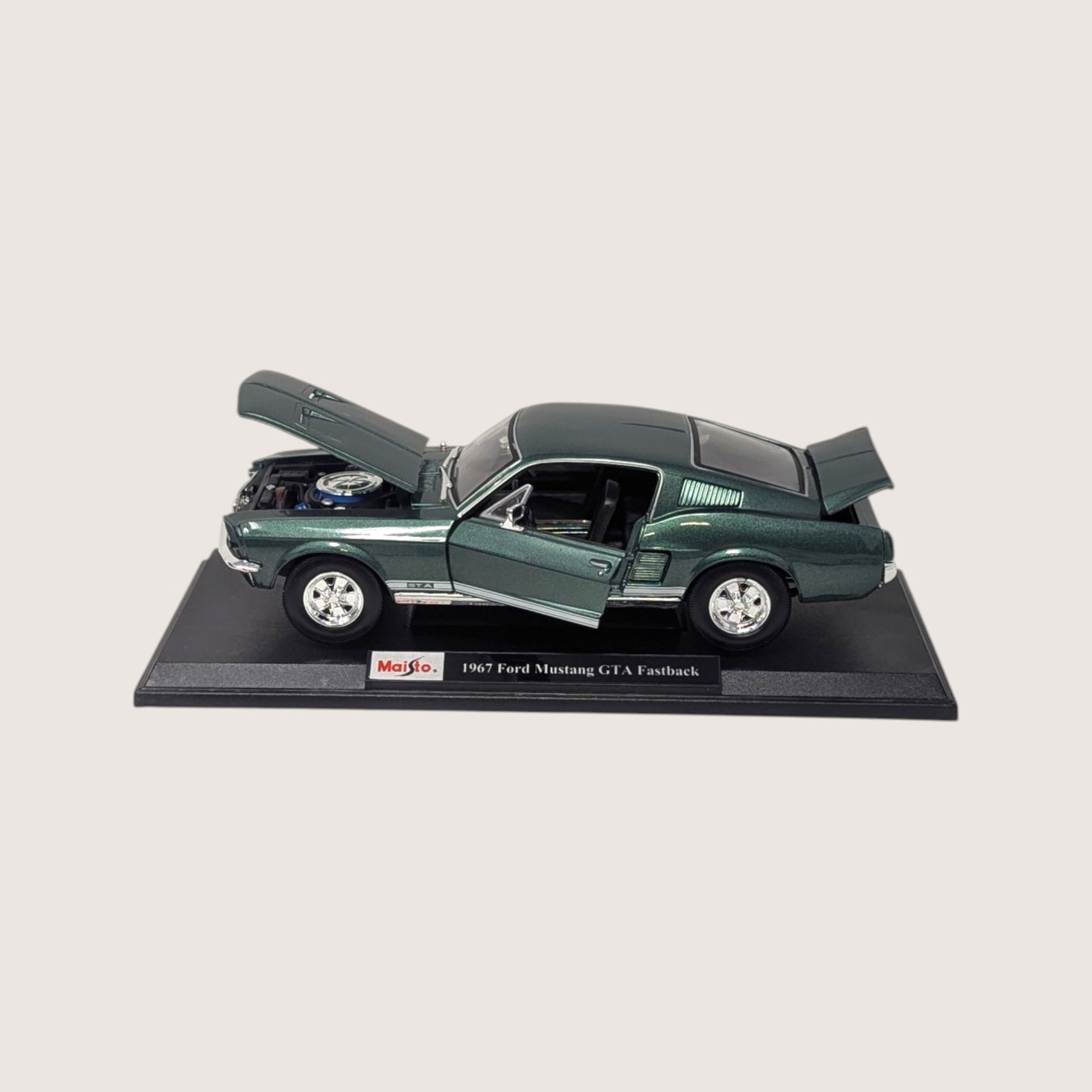 Vintage Maisto Green 1967 Ford Mustang GTA Fastback Die Cast Car