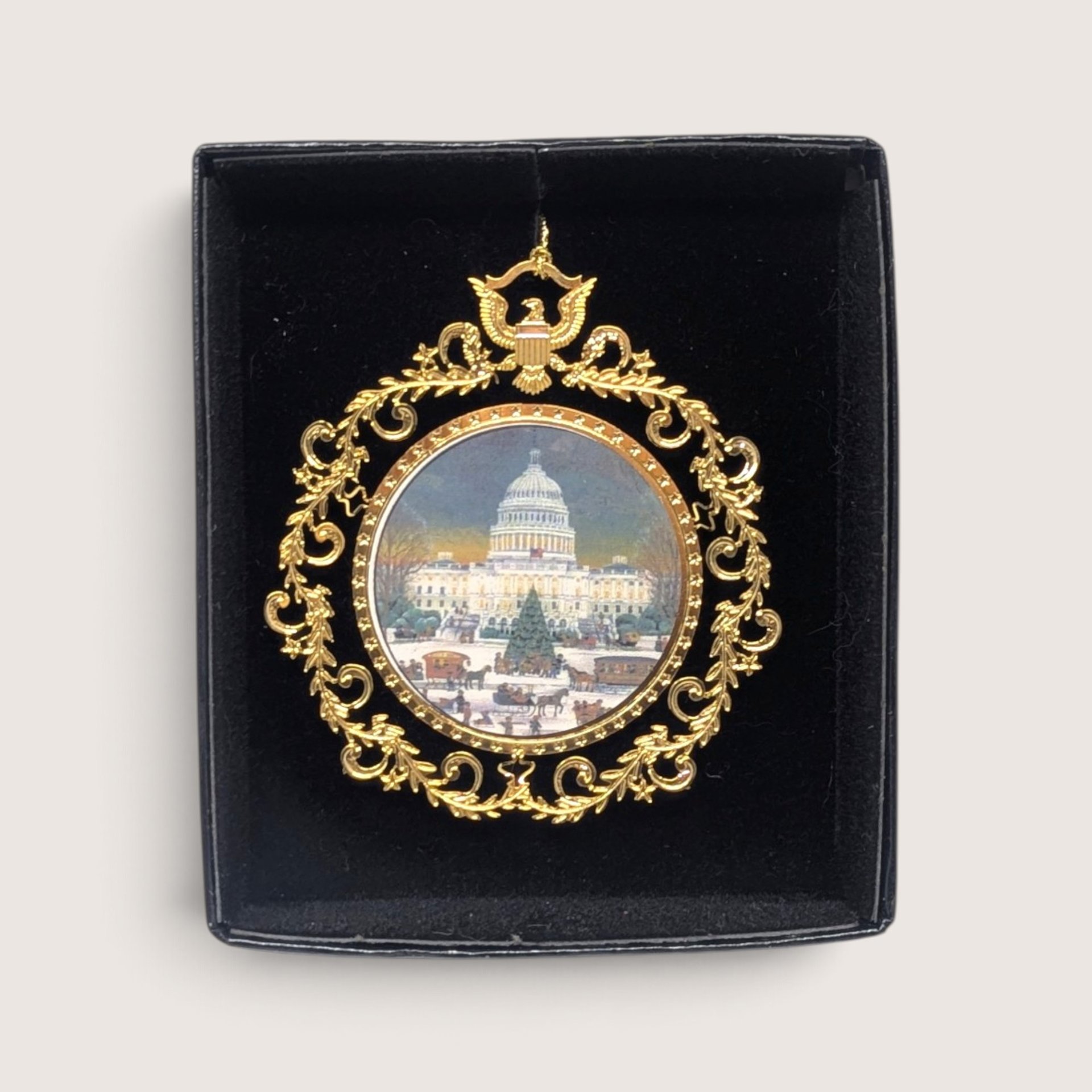 2001 United States Capitol Historical Society Christmas Ornament In Box
