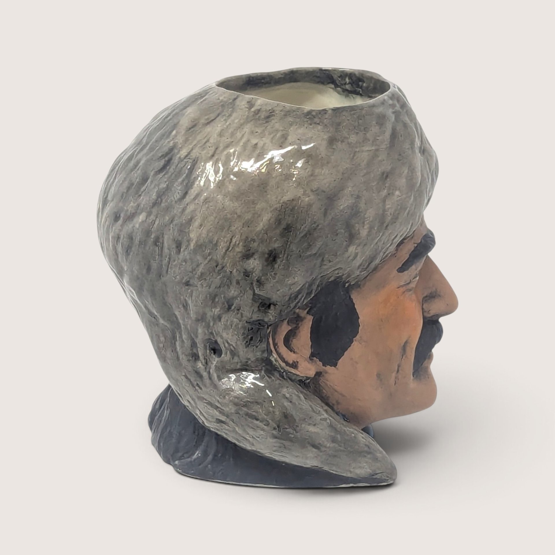 1976 Handpainted Ceramic Davy Crockett Character Mug